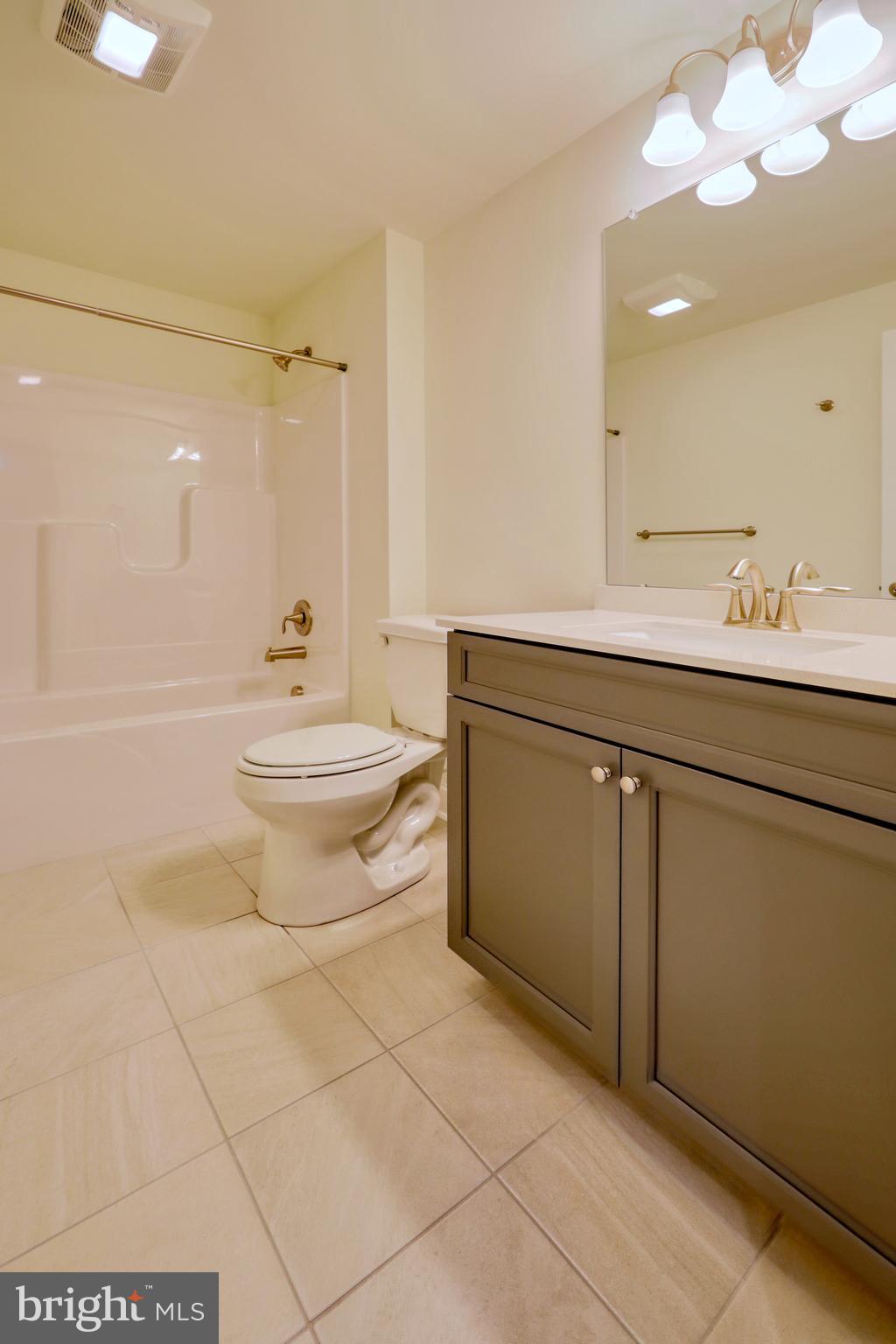 THE VINES OF SANDHILL - Residential