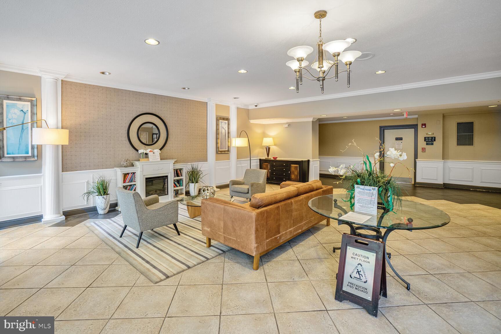 MAIN STREET GREEN - Residential Lease