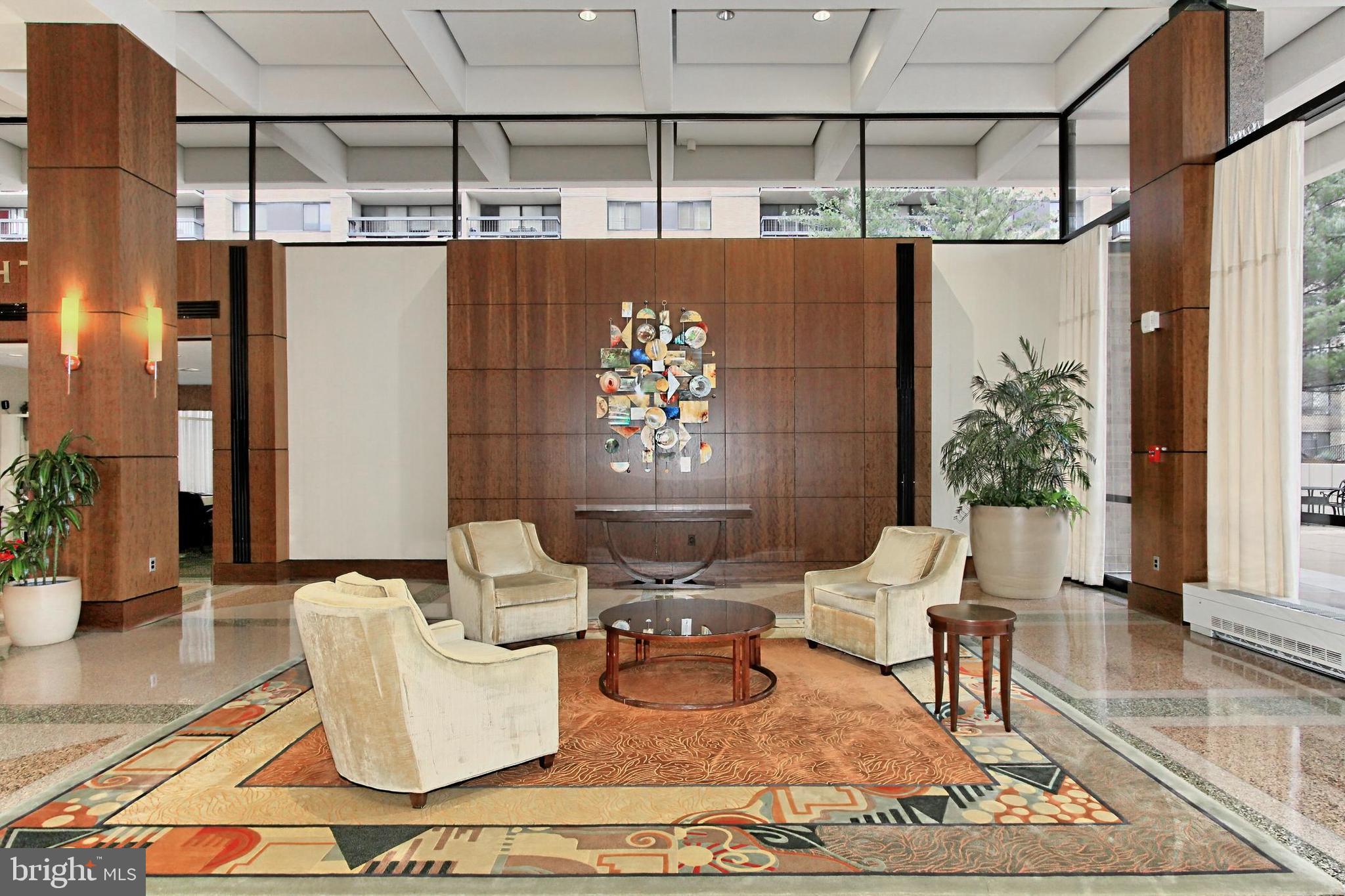 SKYLINE PLAZA - Residential