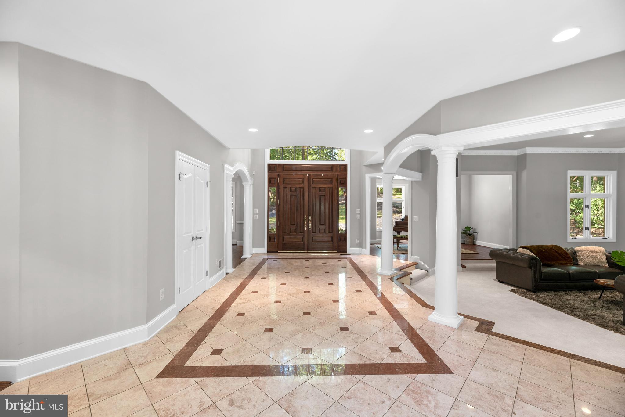 VILLAGE OF HARPERS CHOICE - Residential