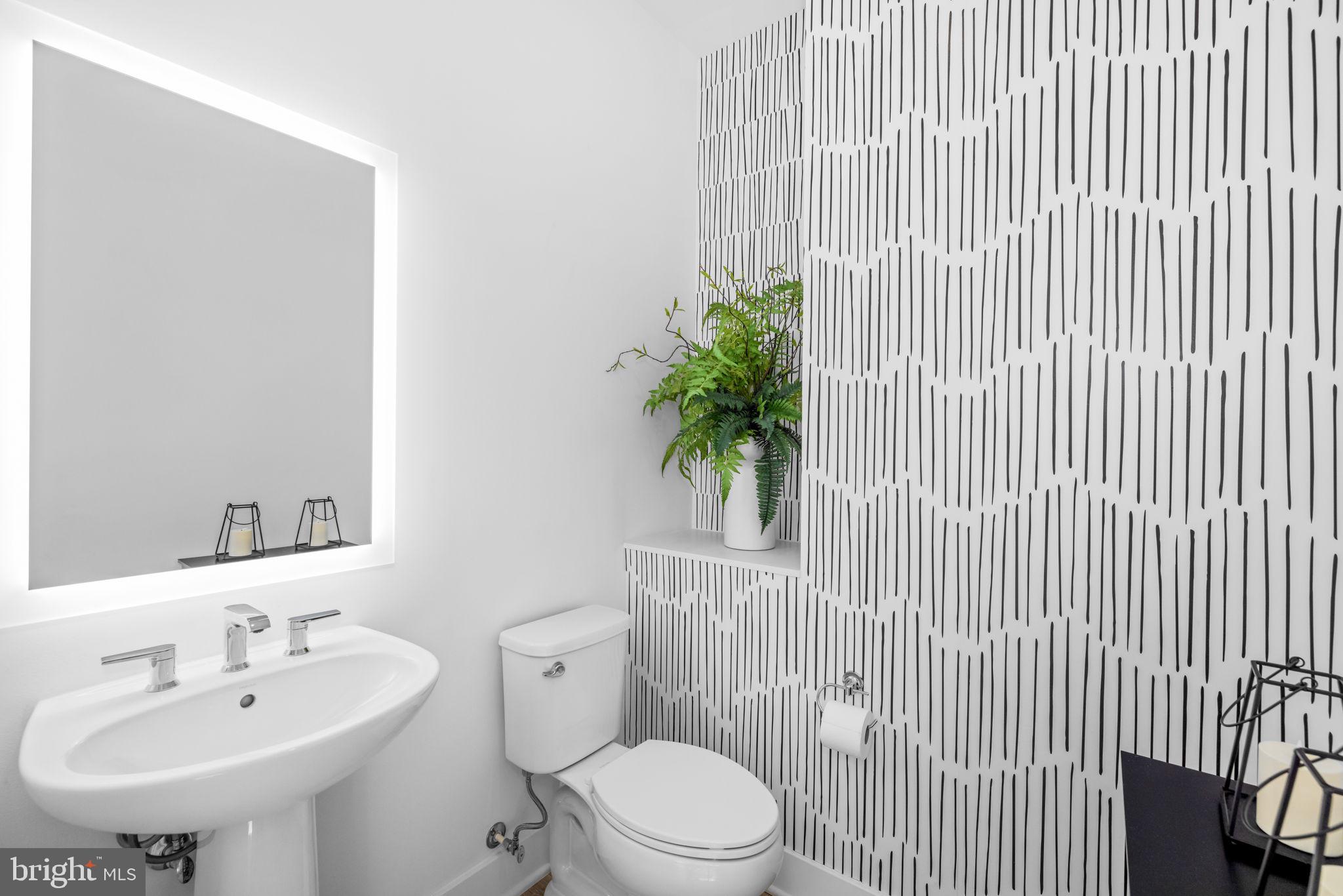 TOWER OAKS - Residential