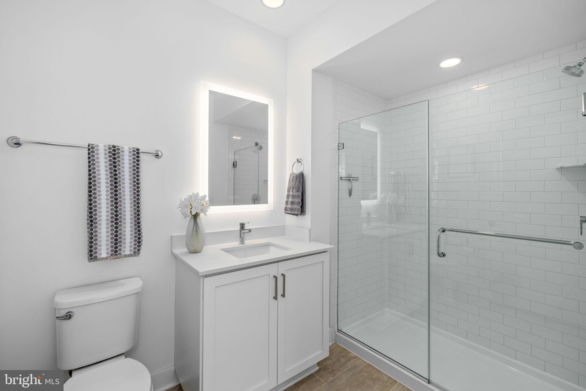 TOWER OAKS - Residential