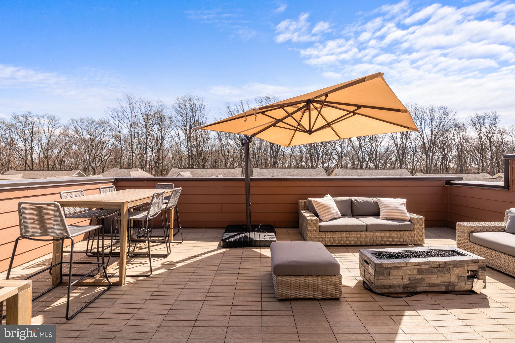 TOWER OAKS - Residential