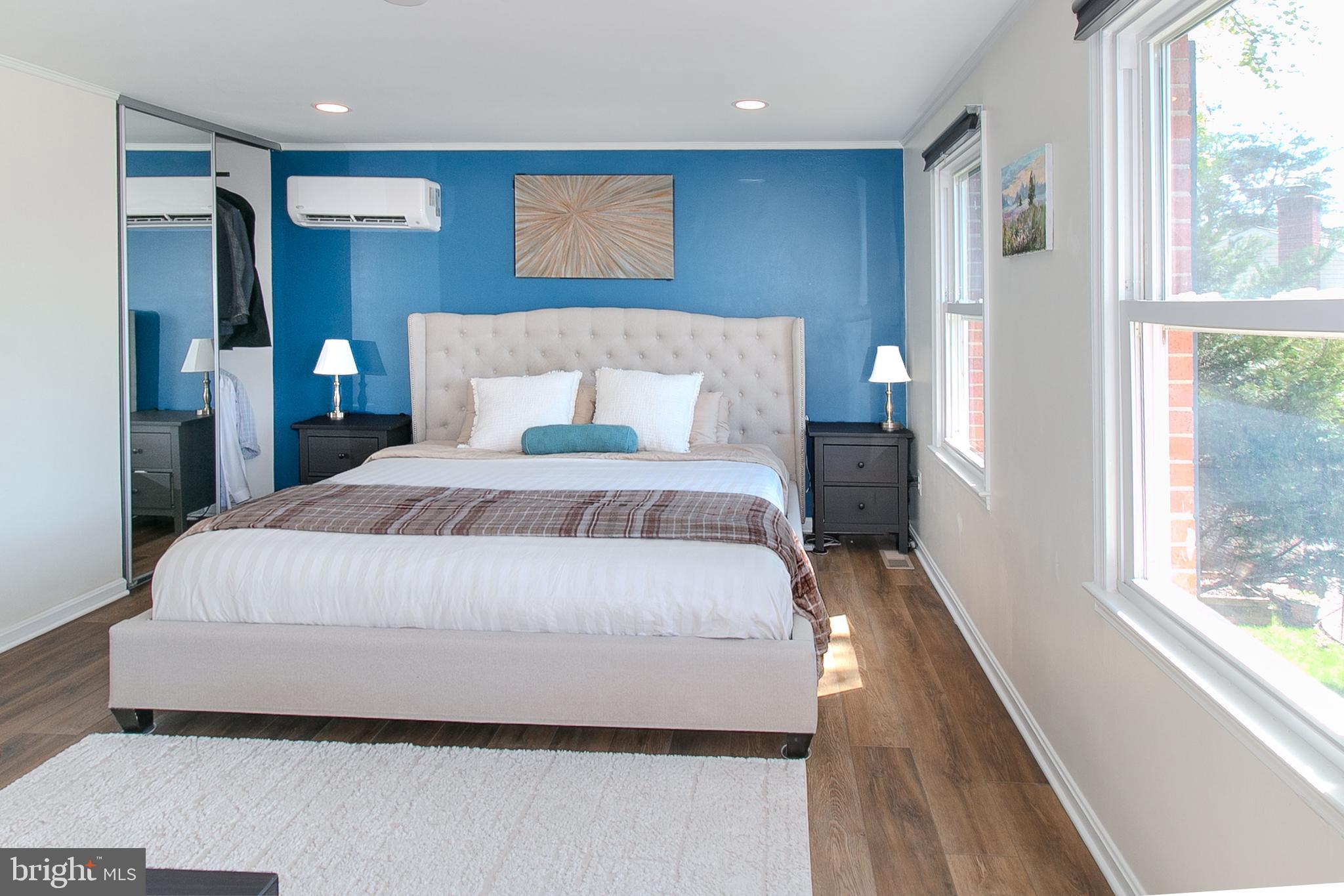 KINGSTON CHASE - Residential