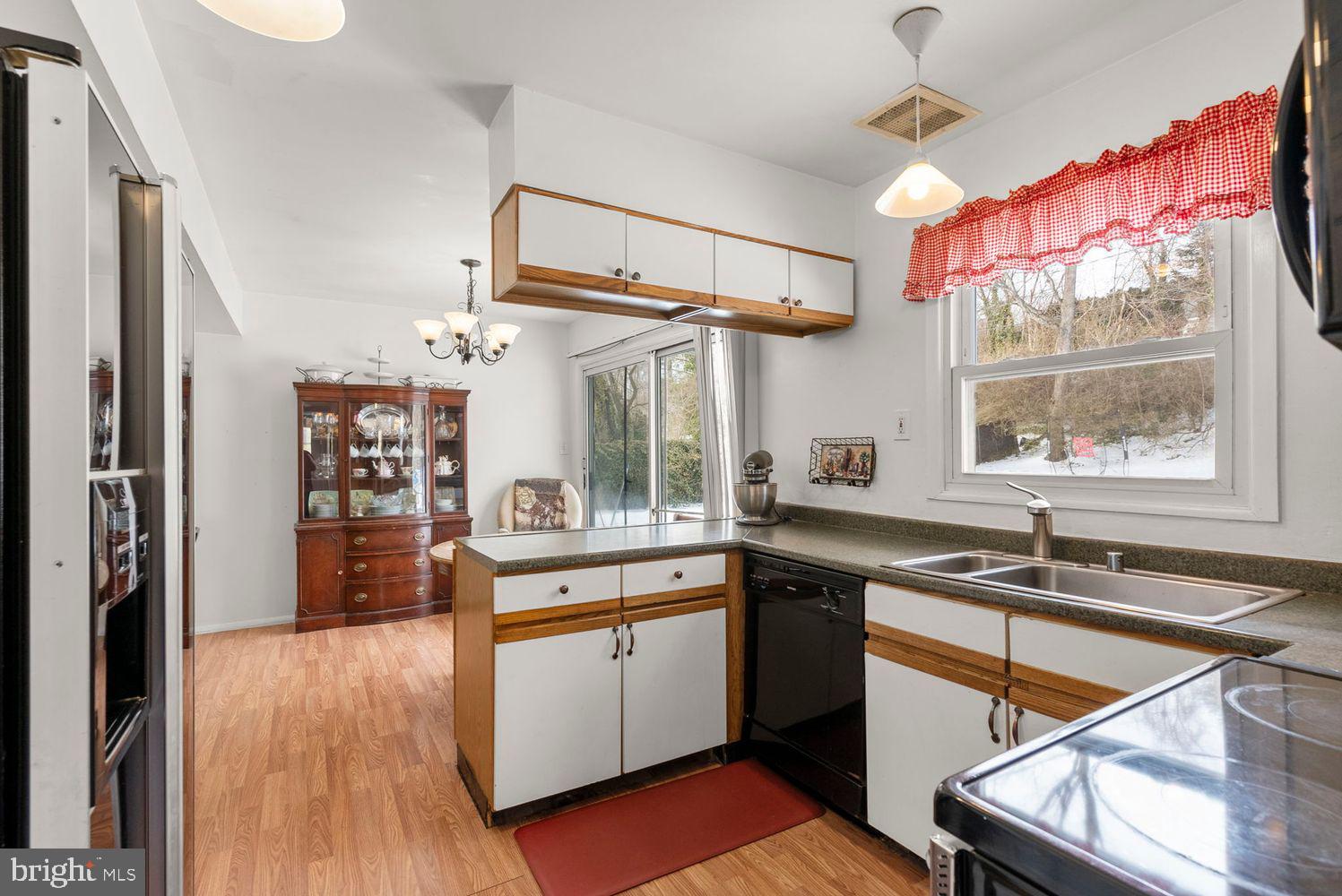 MEADOWBROOK AT BELAIR - Residential