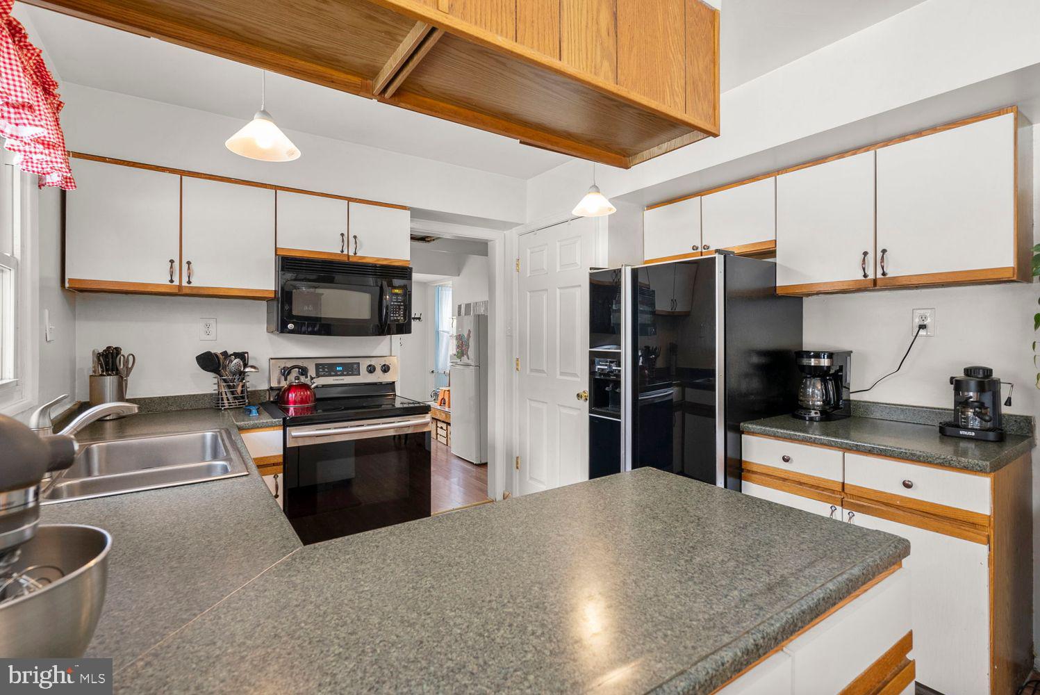 MEADOWBROOK AT BELAIR - Residential