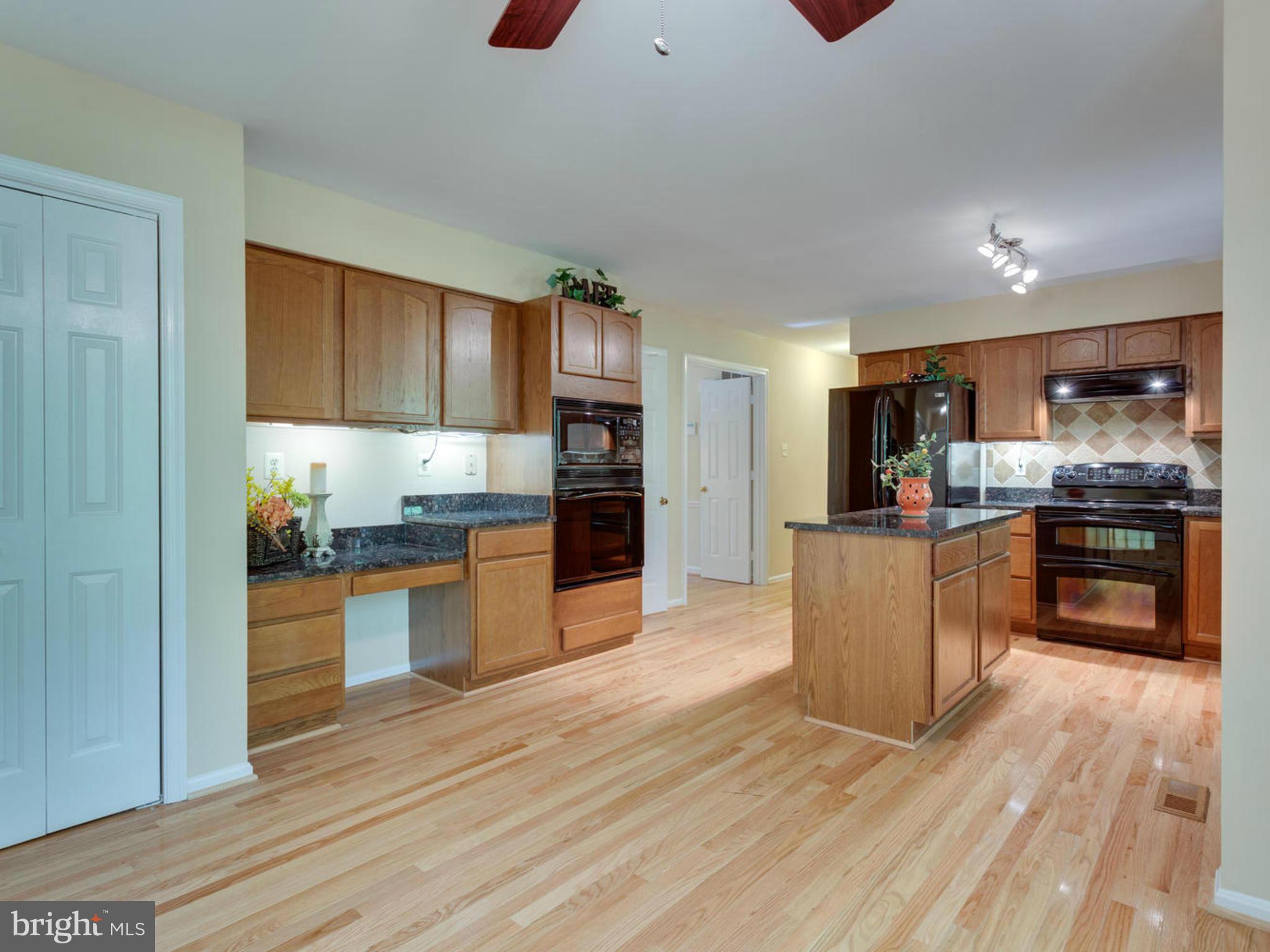 LAKE RIDGE - Residential Lease