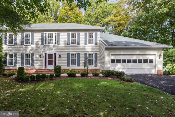 LAKE RIDGE - Residential Lease