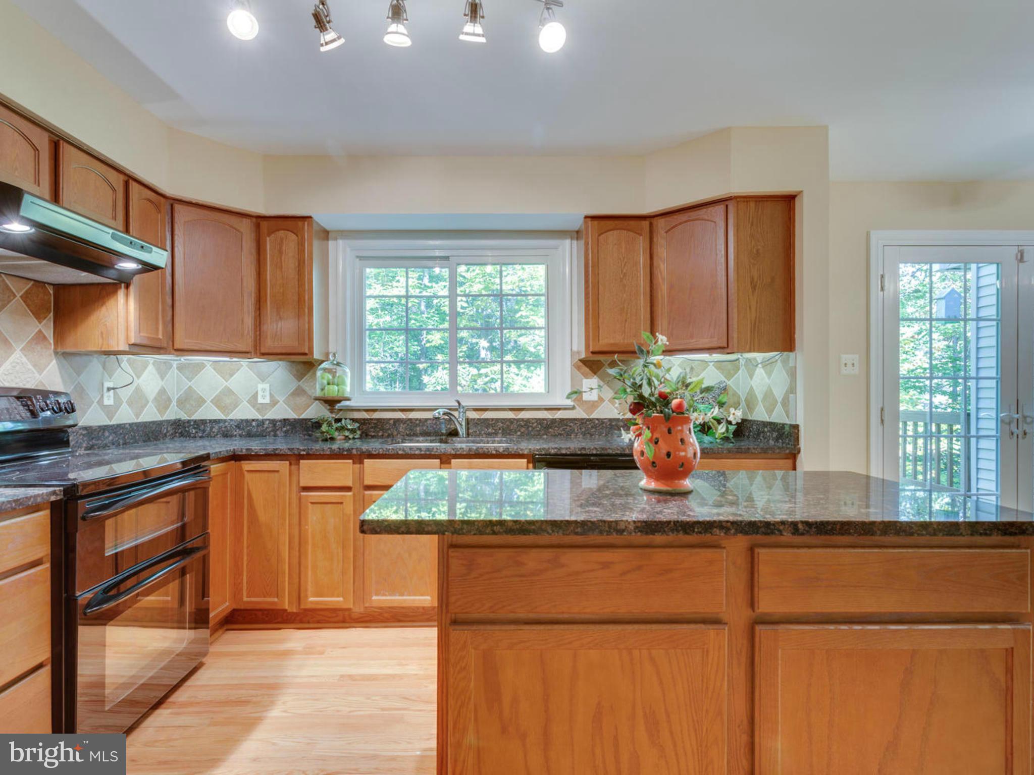 LAKE RIDGE - Residential Lease