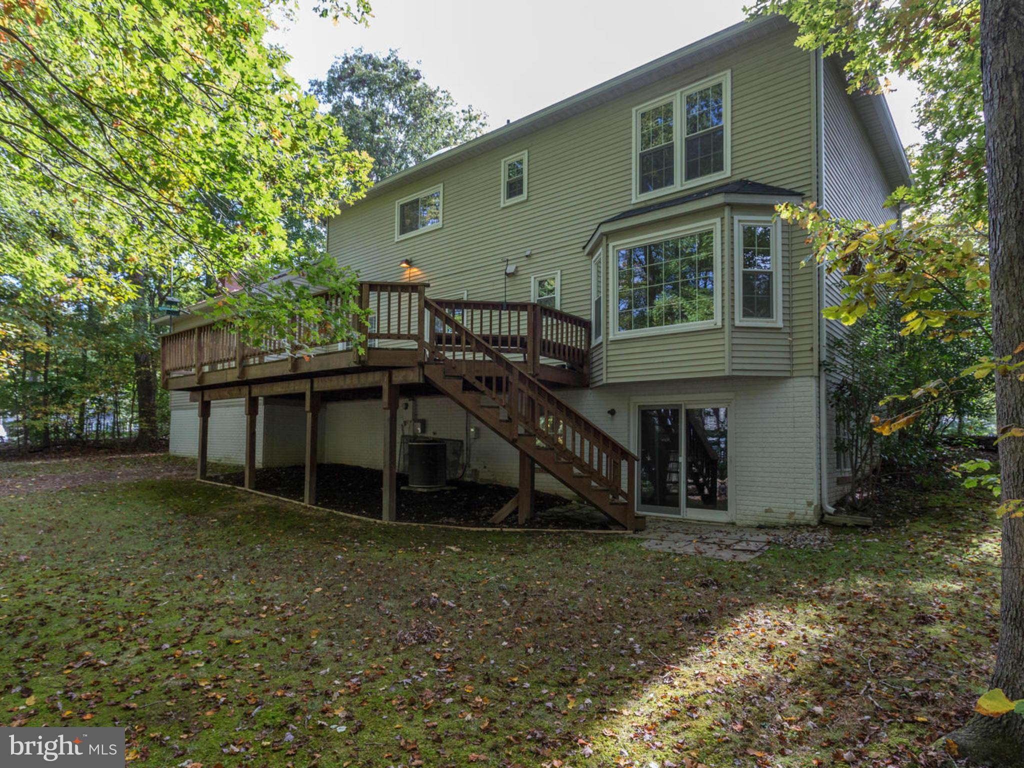 LAKE RIDGE - Residential Lease