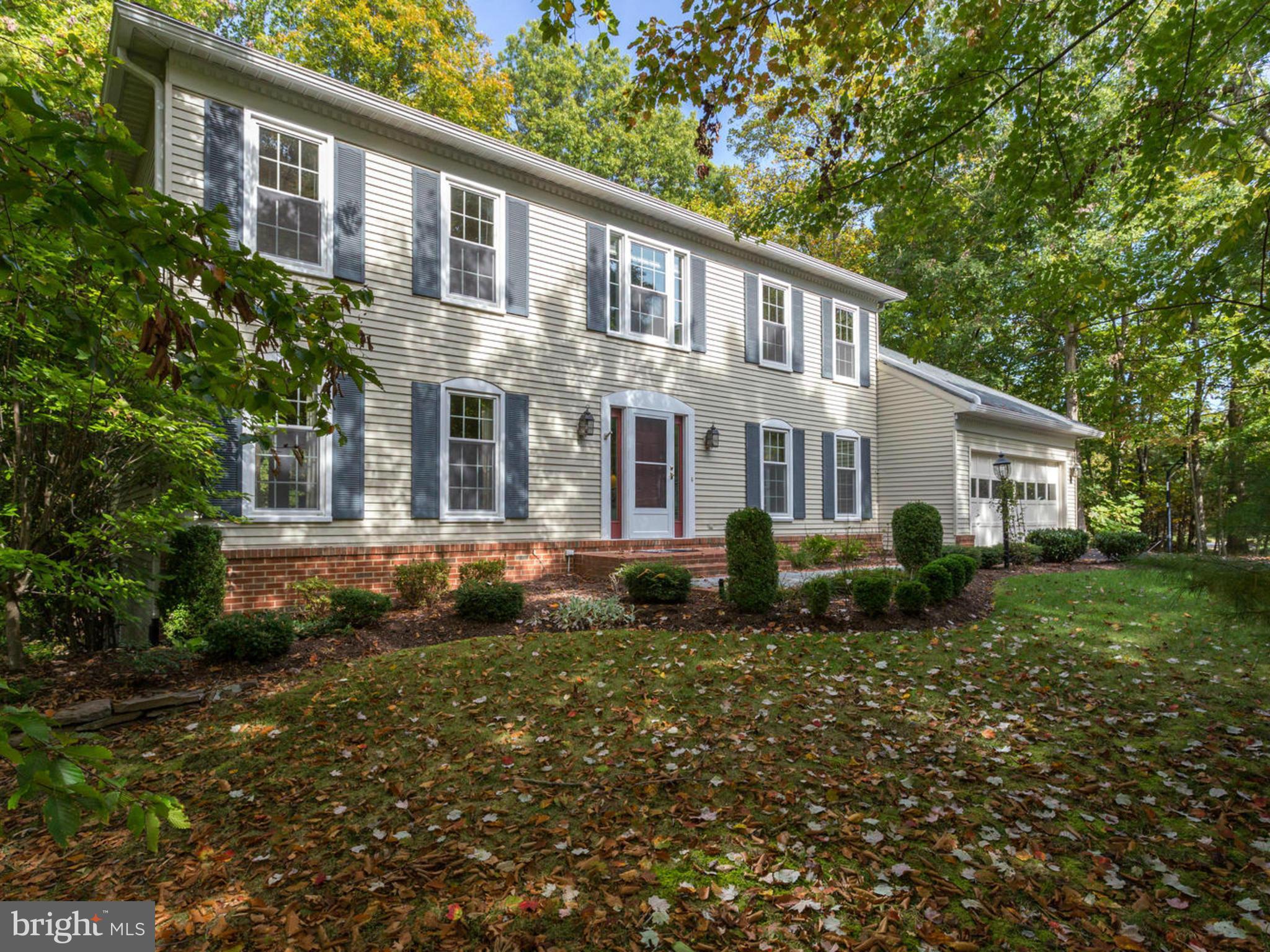 LAKE RIDGE - Residential Lease