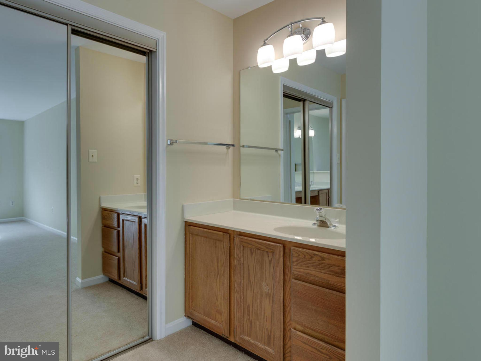 LAKE RIDGE - Residential Lease