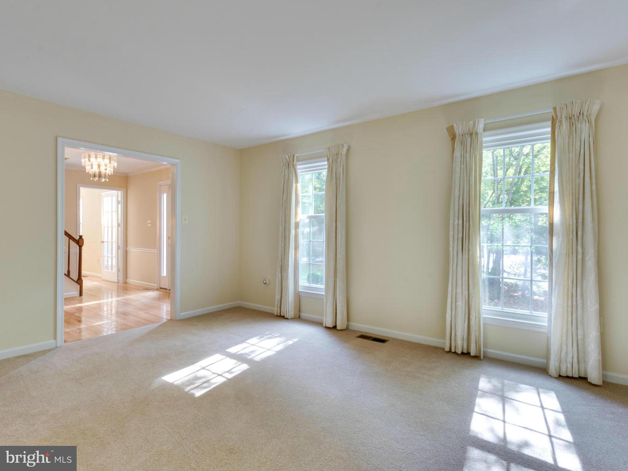 LAKE RIDGE - Residential Lease