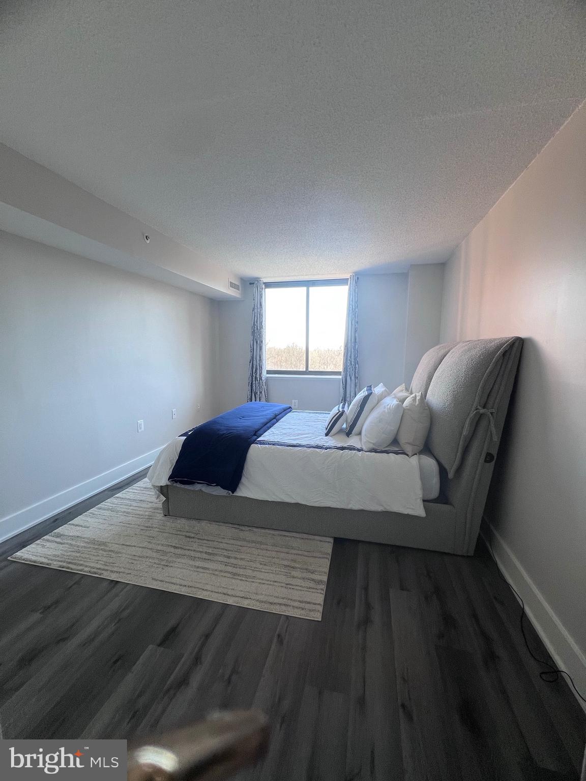 TYSONS CORNER - Residential Lease