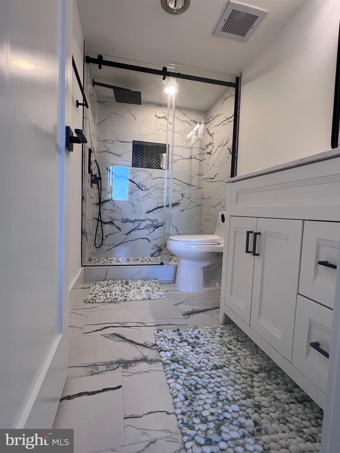 TYSONS CORNER - Residential Lease