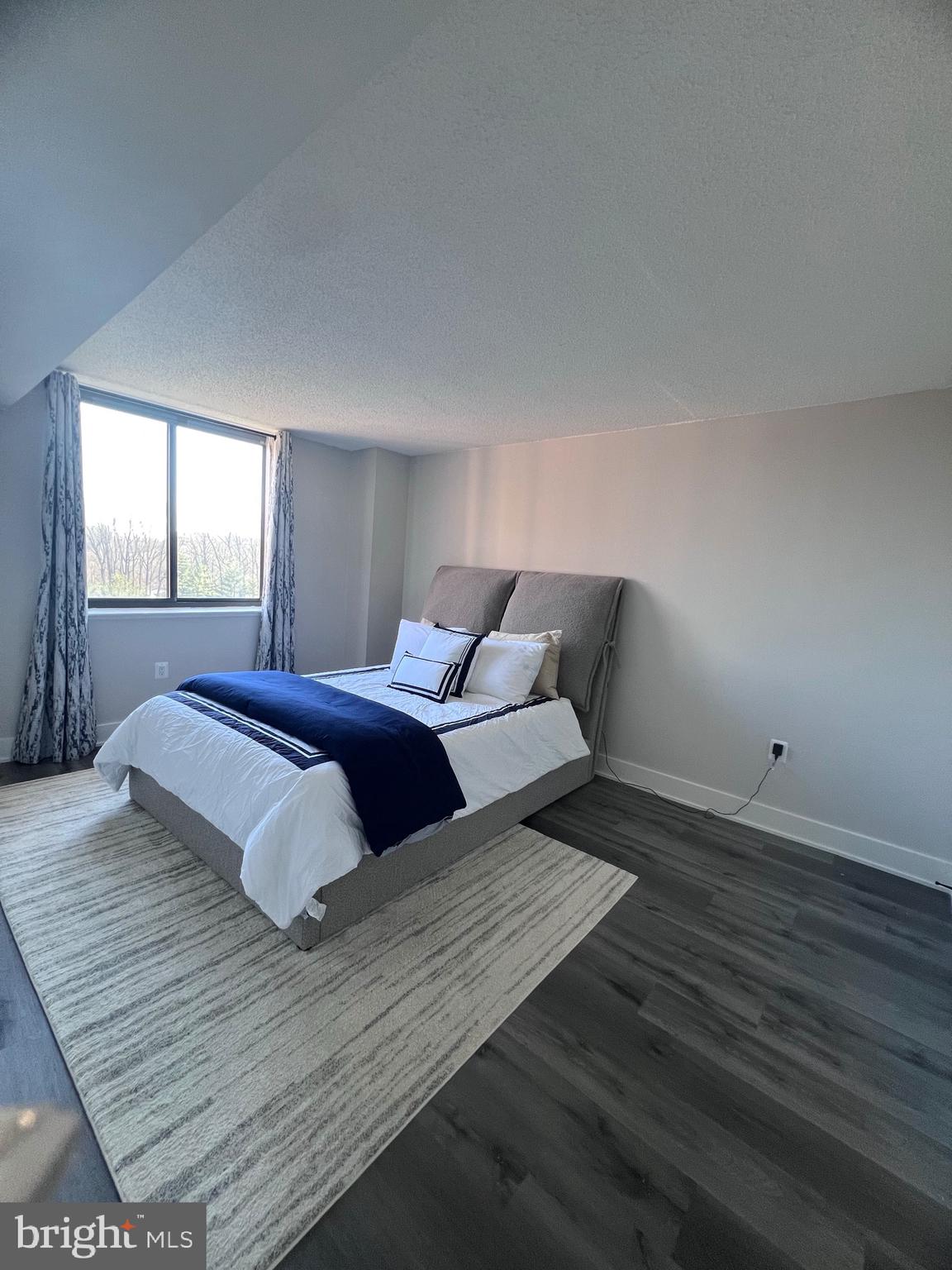 TYSONS CORNER - Residential Lease
