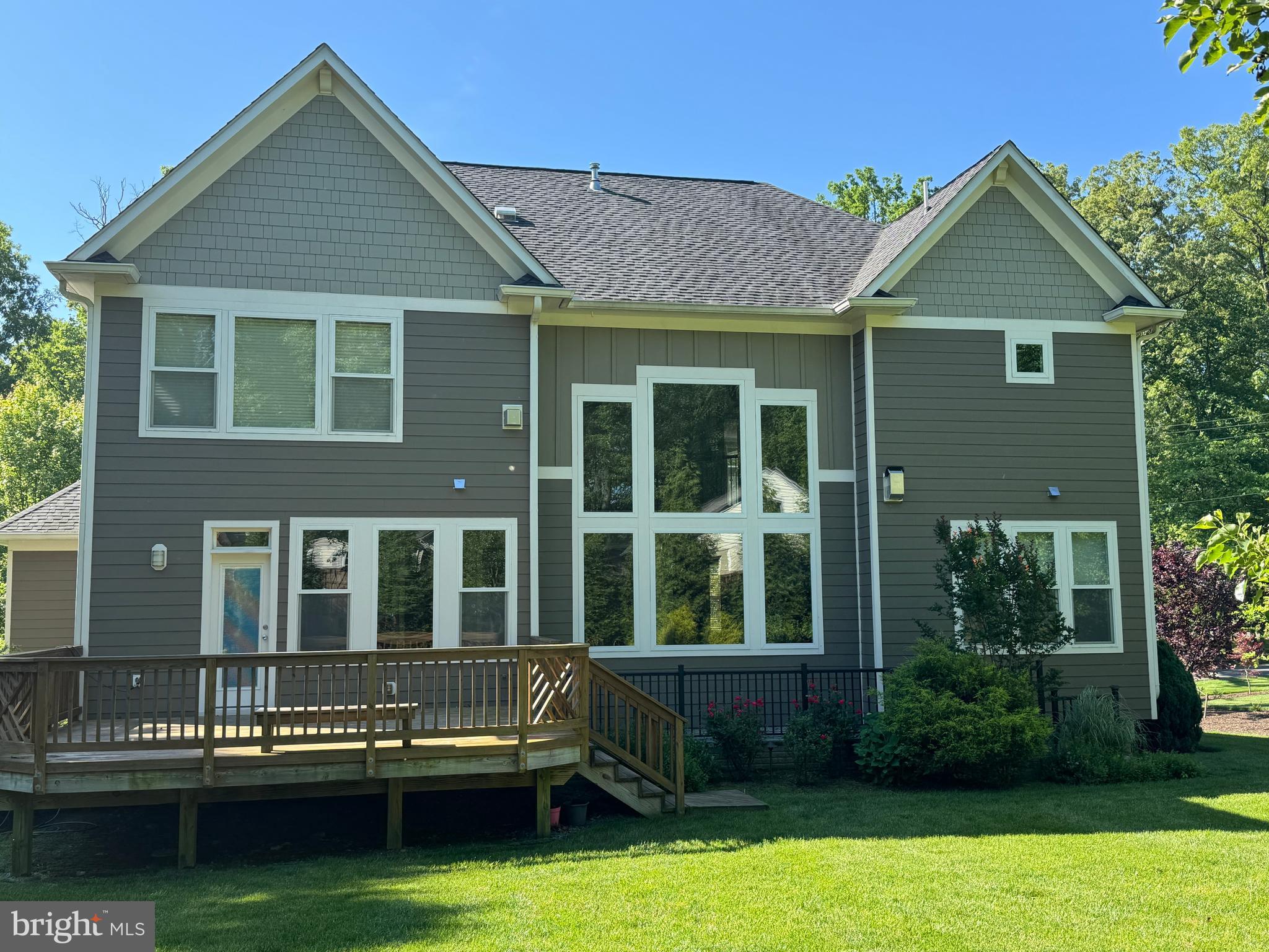 HOLMES RUN HEIGHTS - Residential Lease