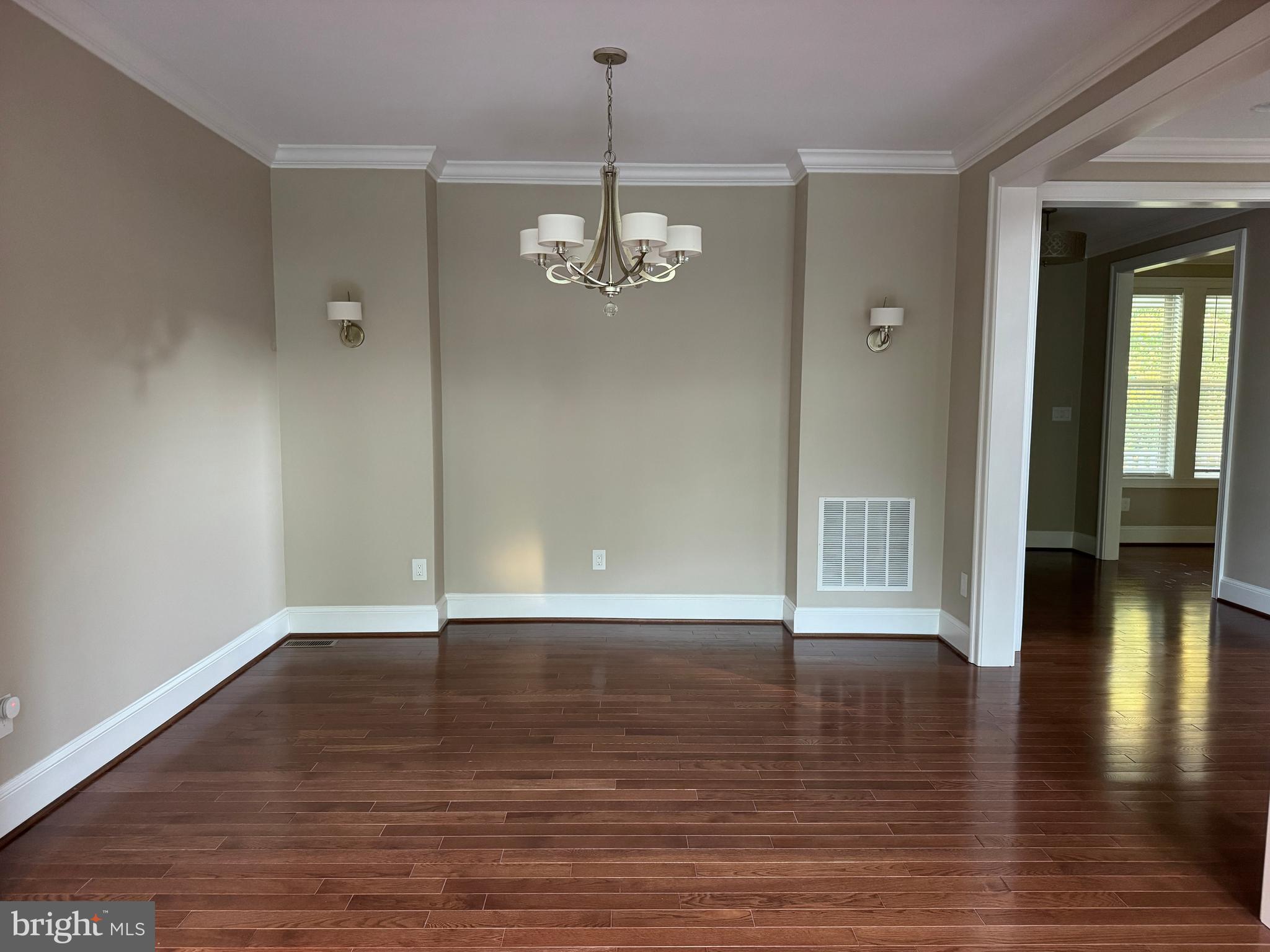 HOLMES RUN HEIGHTS - Residential Lease