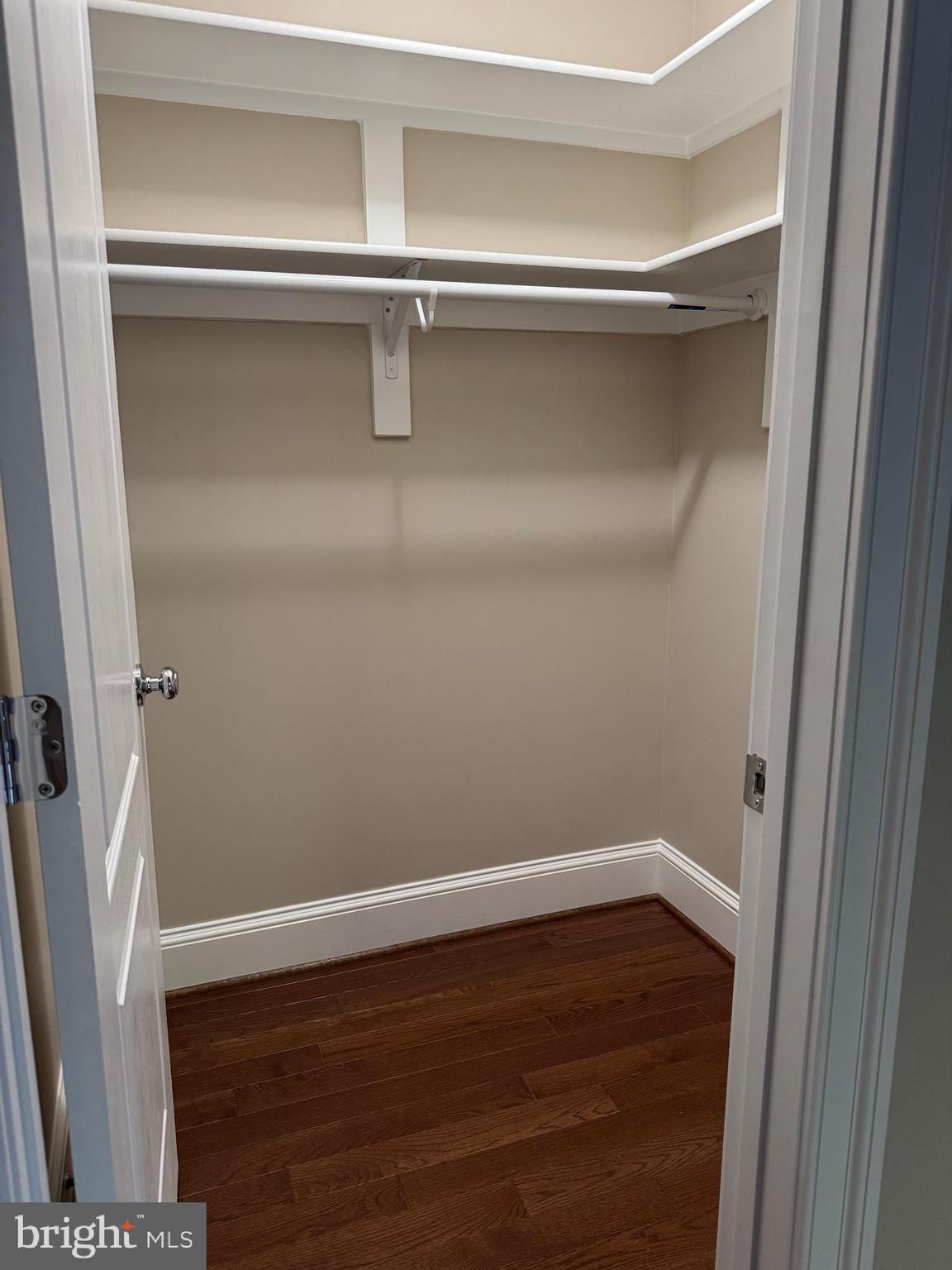 HOLMES RUN HEIGHTS - Residential Lease