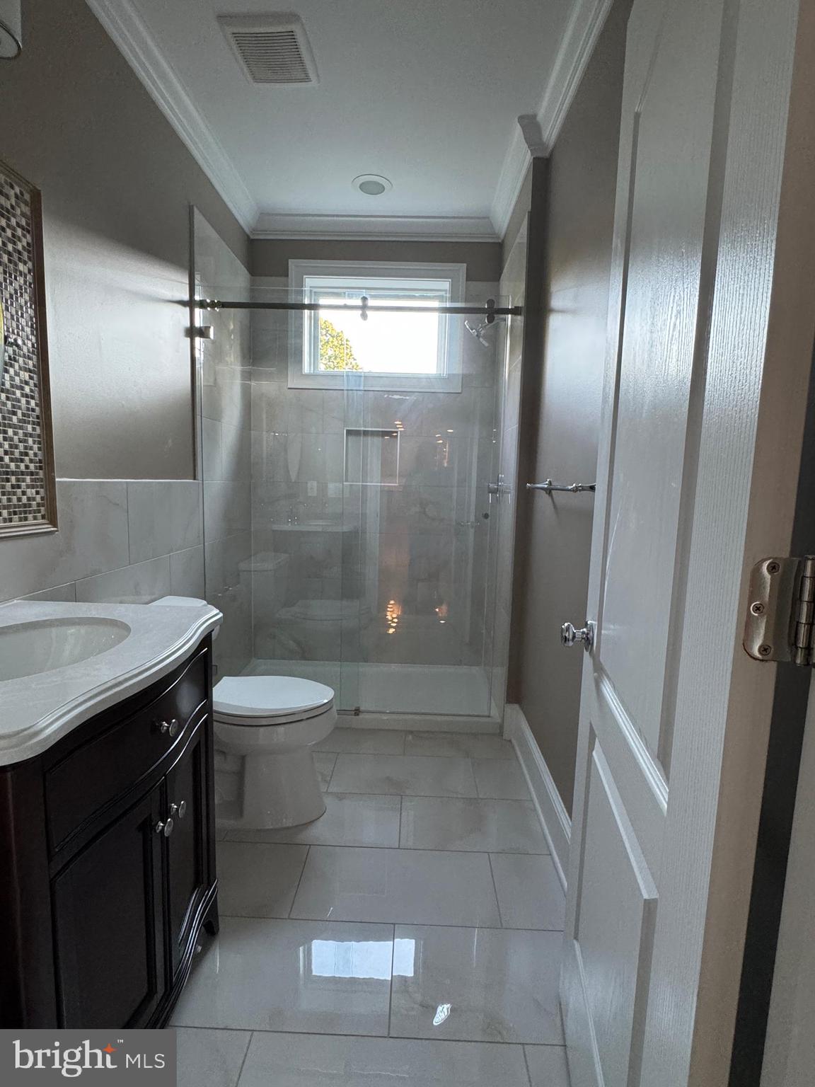 HOLMES RUN HEIGHTS - Residential Lease