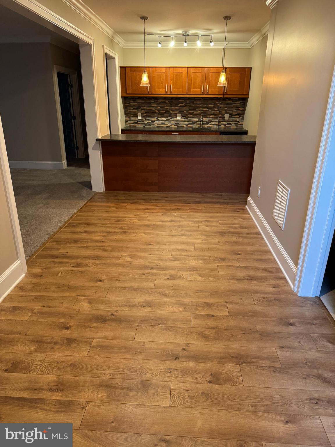 HOLMES RUN HEIGHTS - Residential Lease