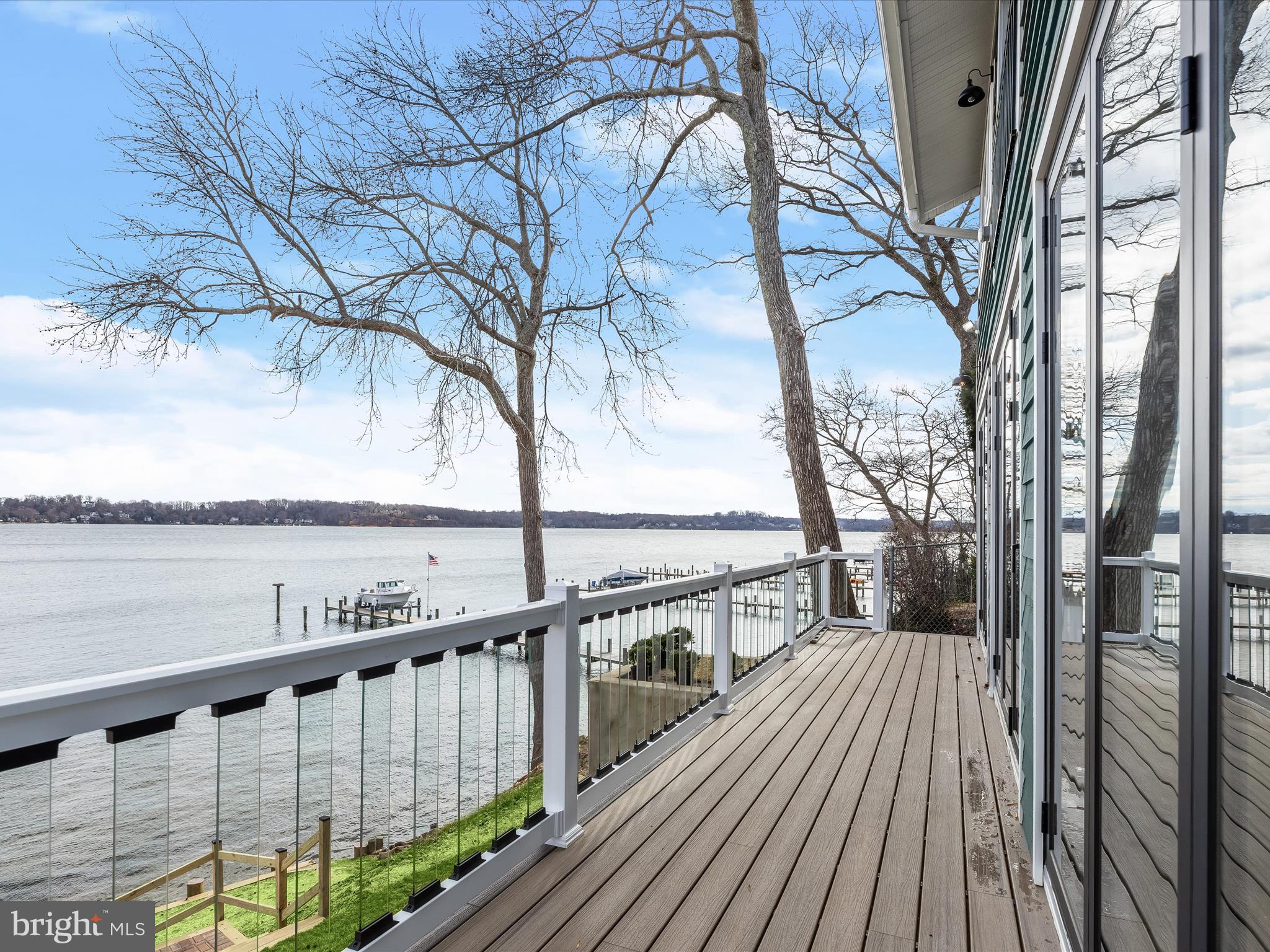 LONG POINT ON THE SEVERN - Residential