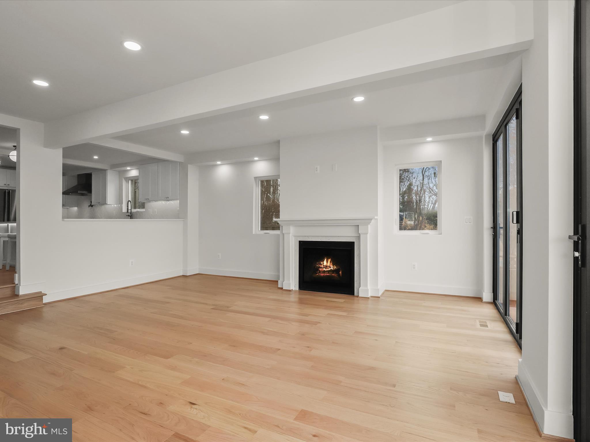 LONG POINT ON THE SEVERN - Residential