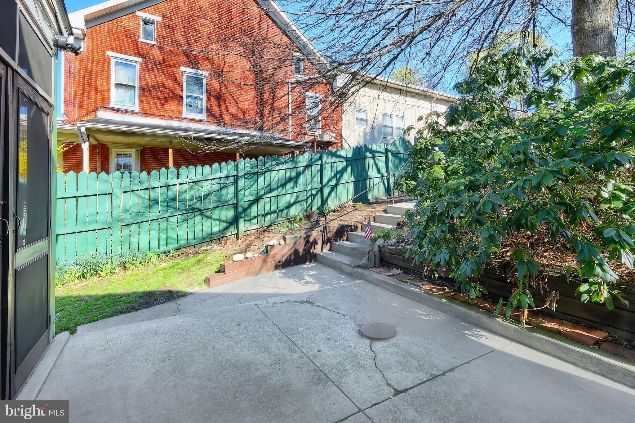 WINDSOR BORO - Residential