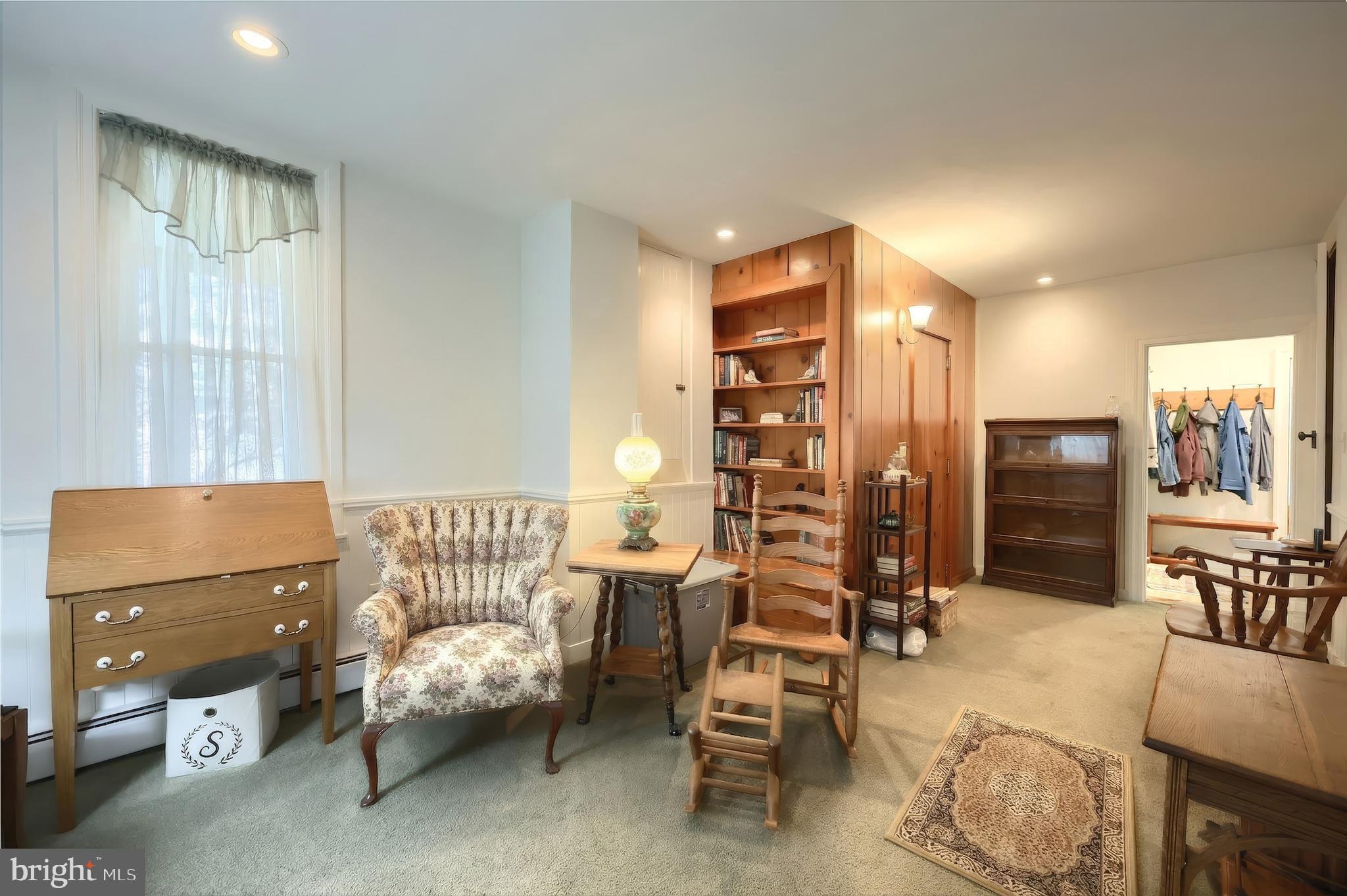 WINDSOR BORO - Residential