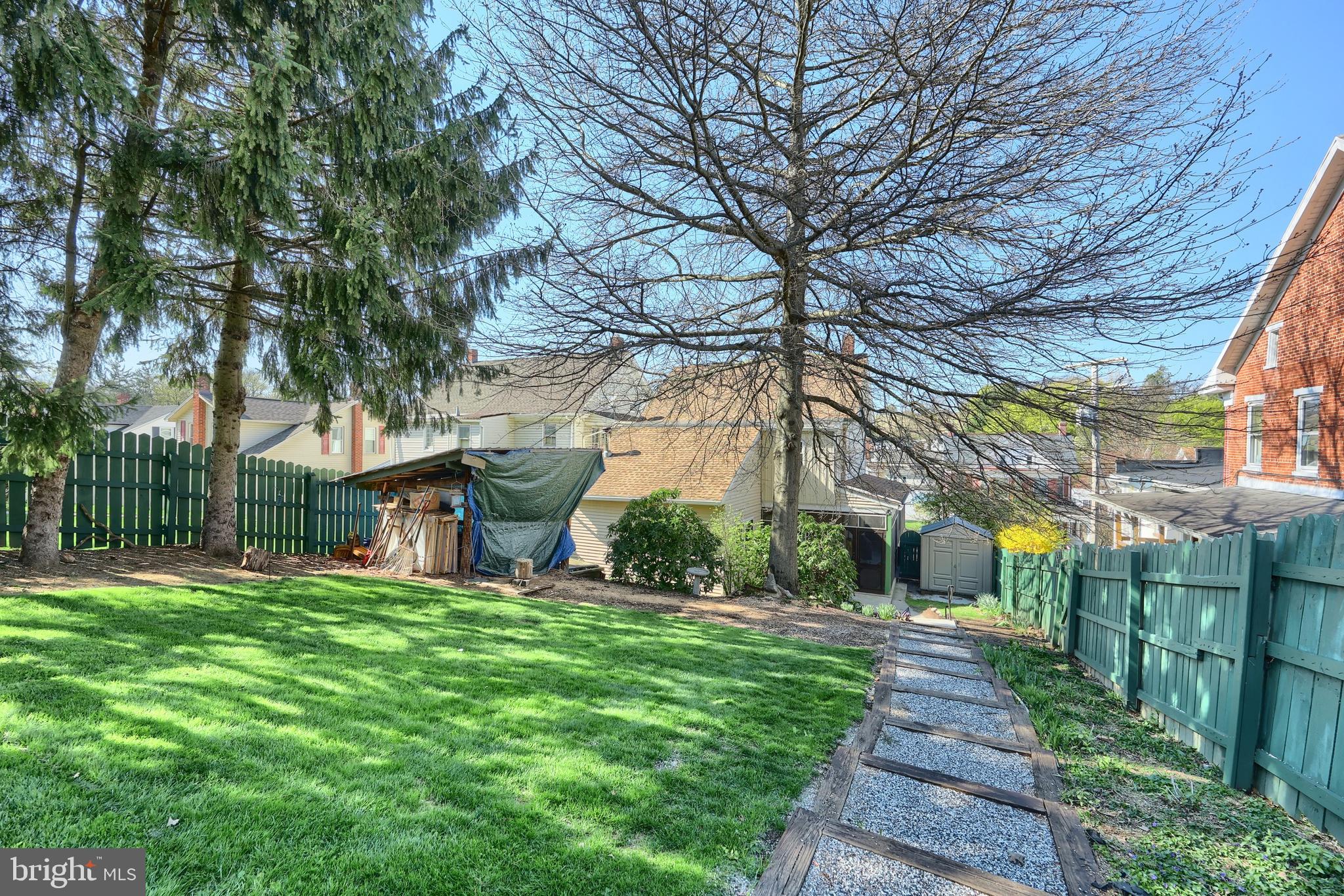 WINDSOR BORO - Residential