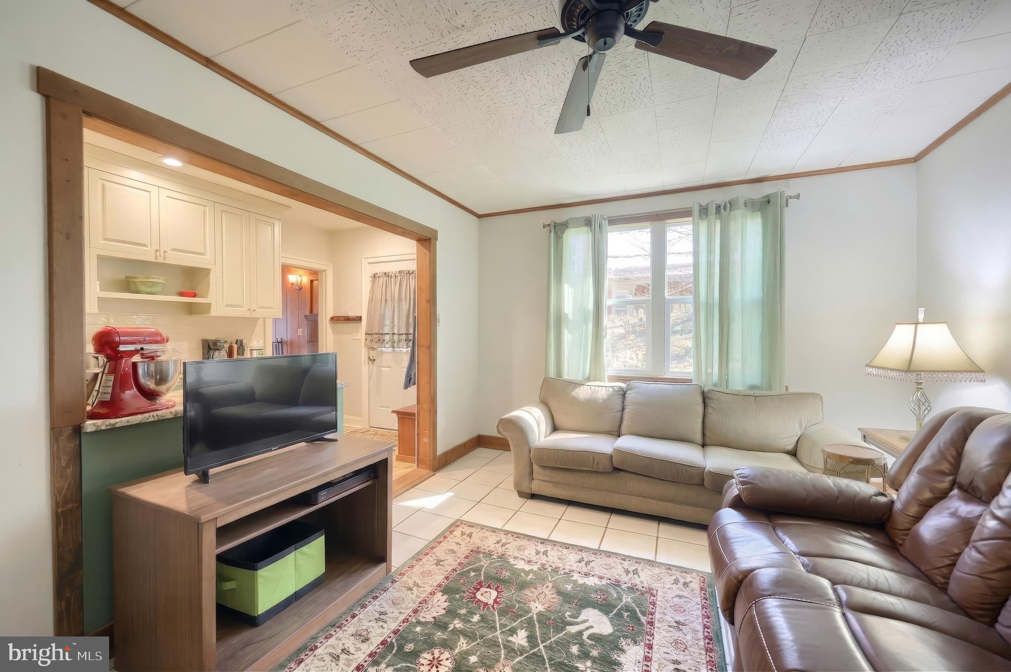 WINDSOR BORO - Residential