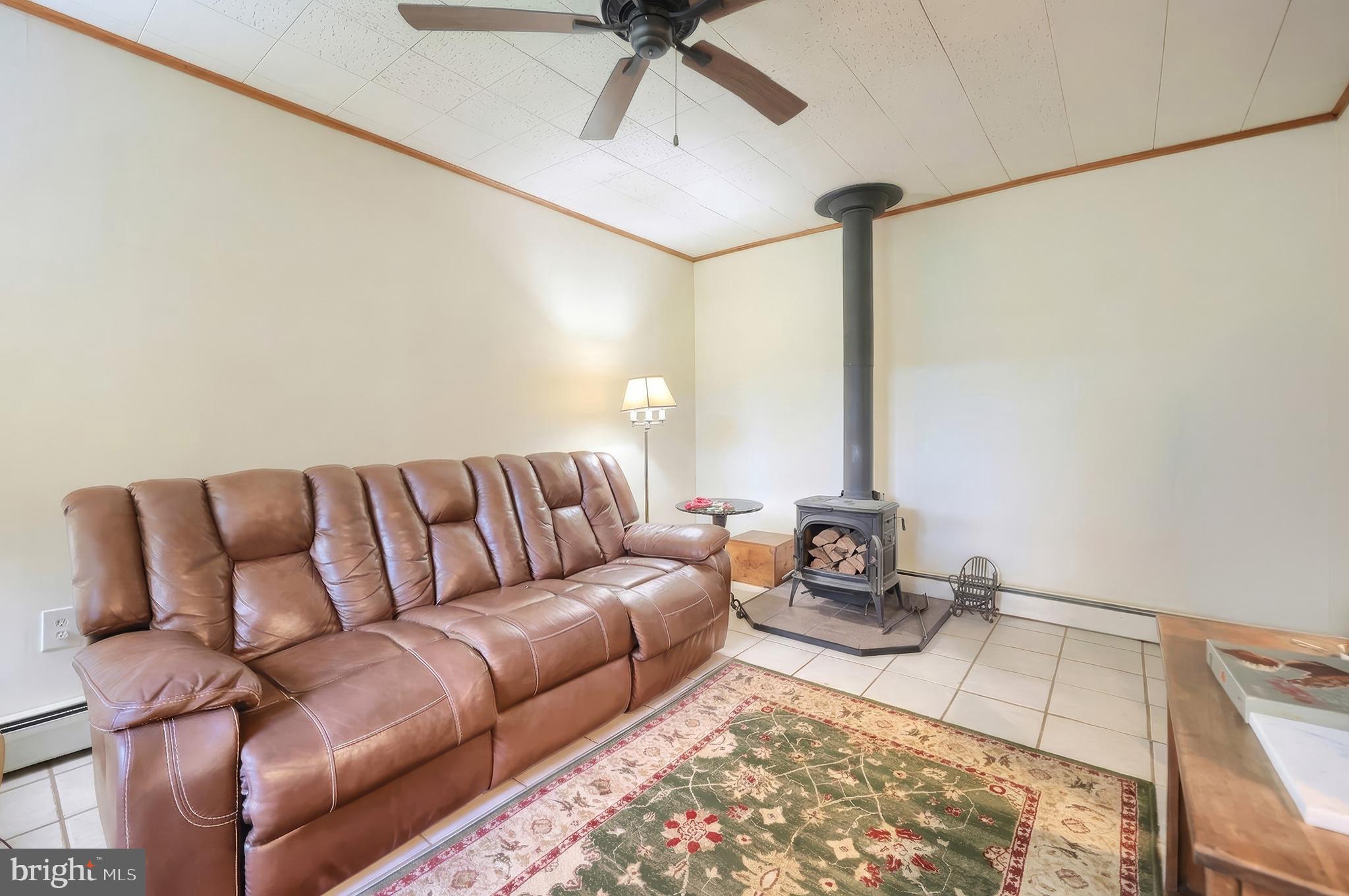 WINDSOR BORO - Residential