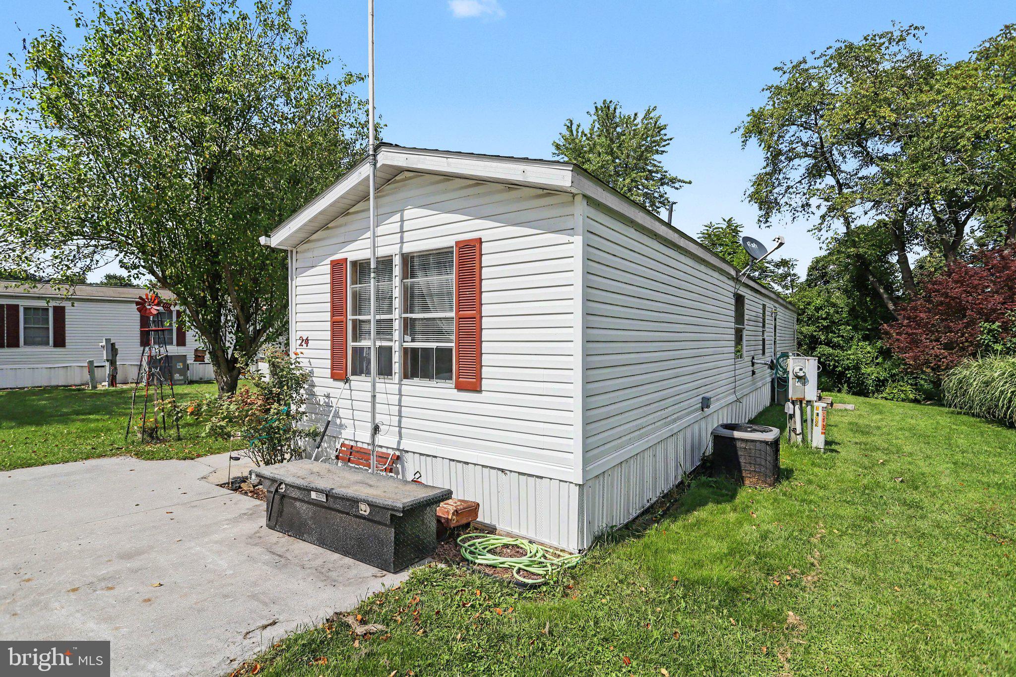 90 KNIGHT ROAD 24