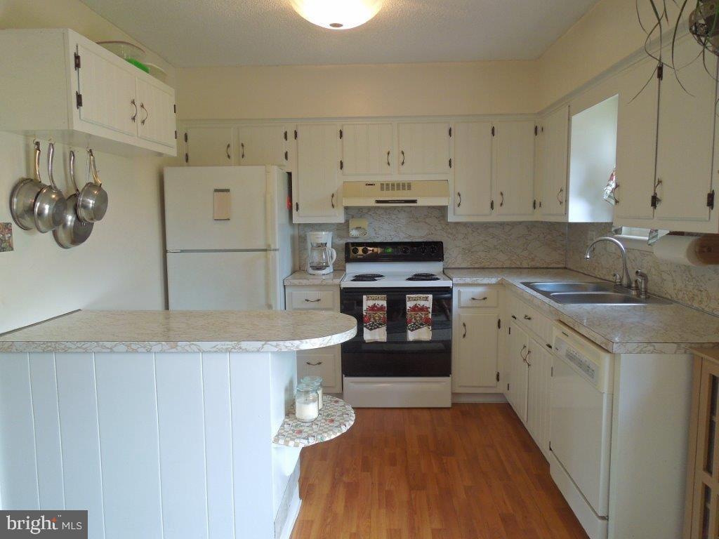 EDGEWOOD - Residential