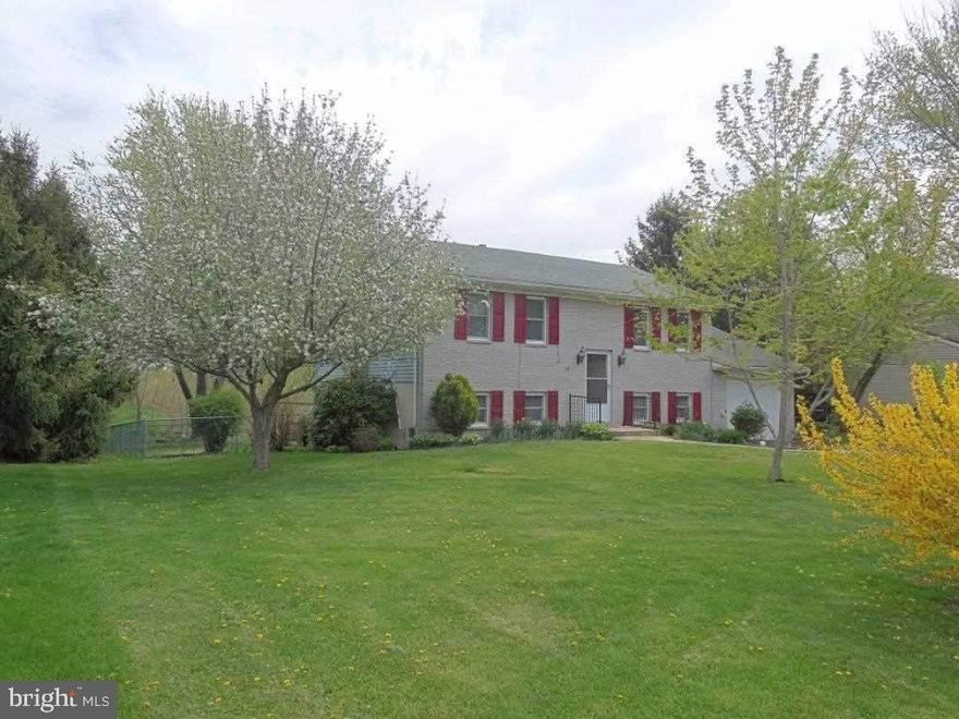 Home w/options to fit your needs Could accommodate 4th BR/in-law suite Enjoy comforts of energy efficient upgrades insul patio/storm door attic insul of R49 newer furnace water efficient toilets new kit floor all new carpet Fenced & private backyard perfect for enjoying nature/entertaining friends on your 2 tier deck Home warranty w/ acceptable offer! See it today!