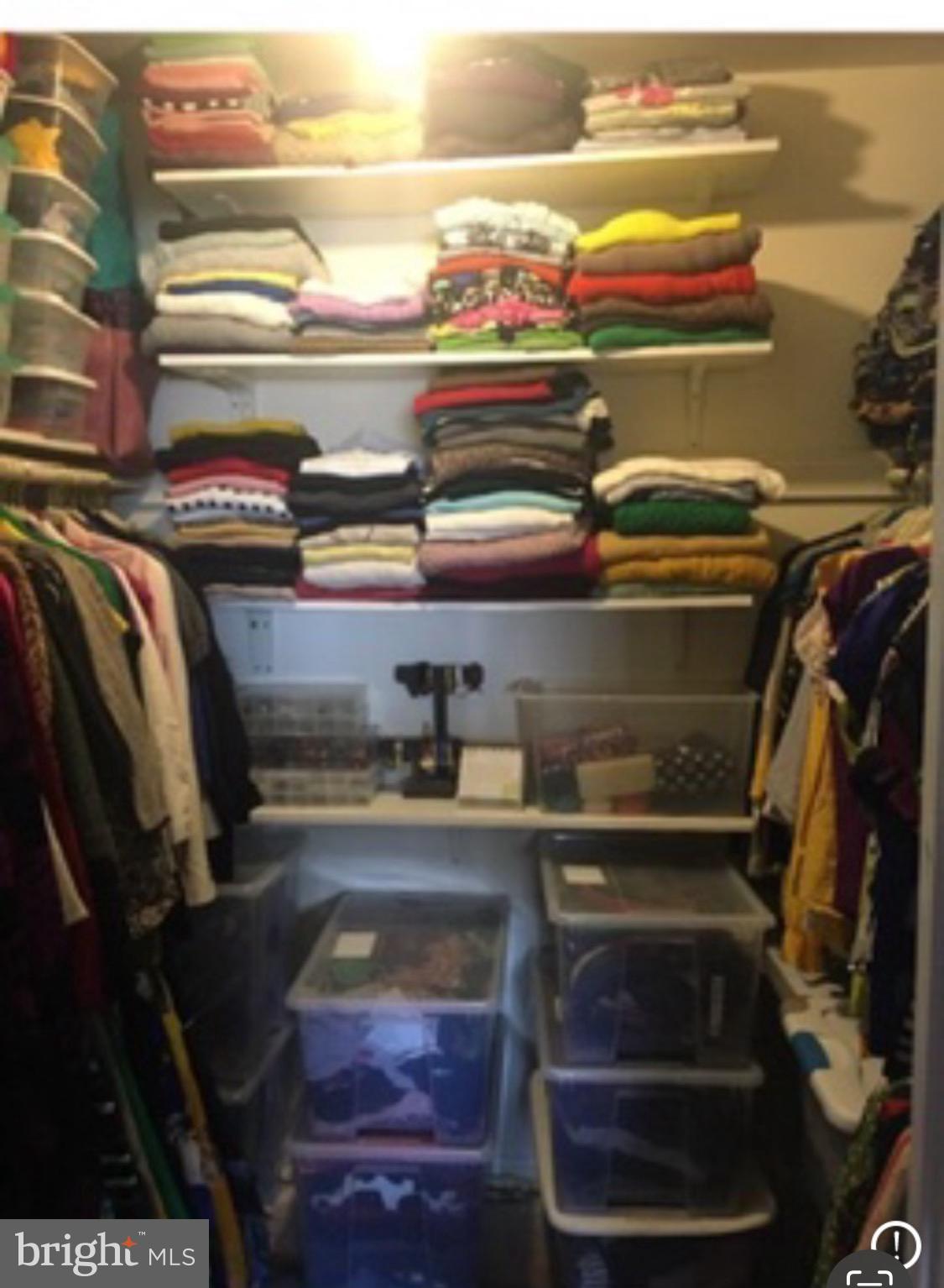 FRENCHMANS CREEK - Residential