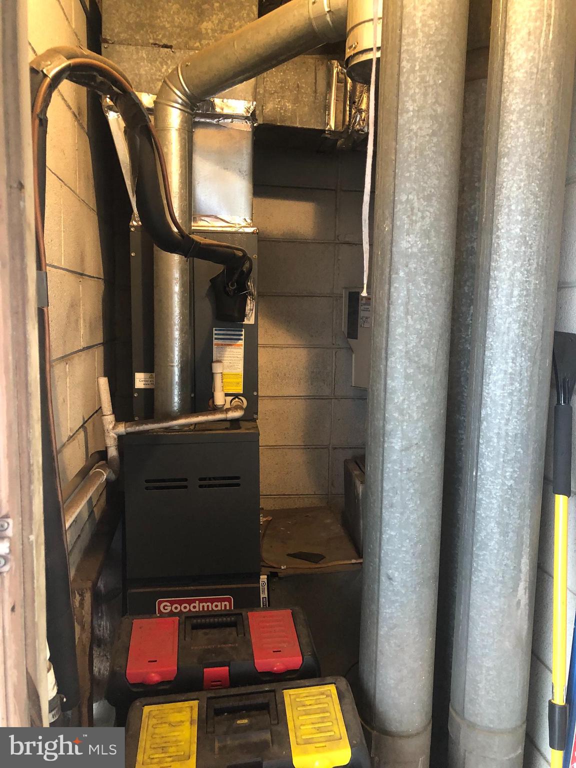 FRENCHMANS CREEK - Residential