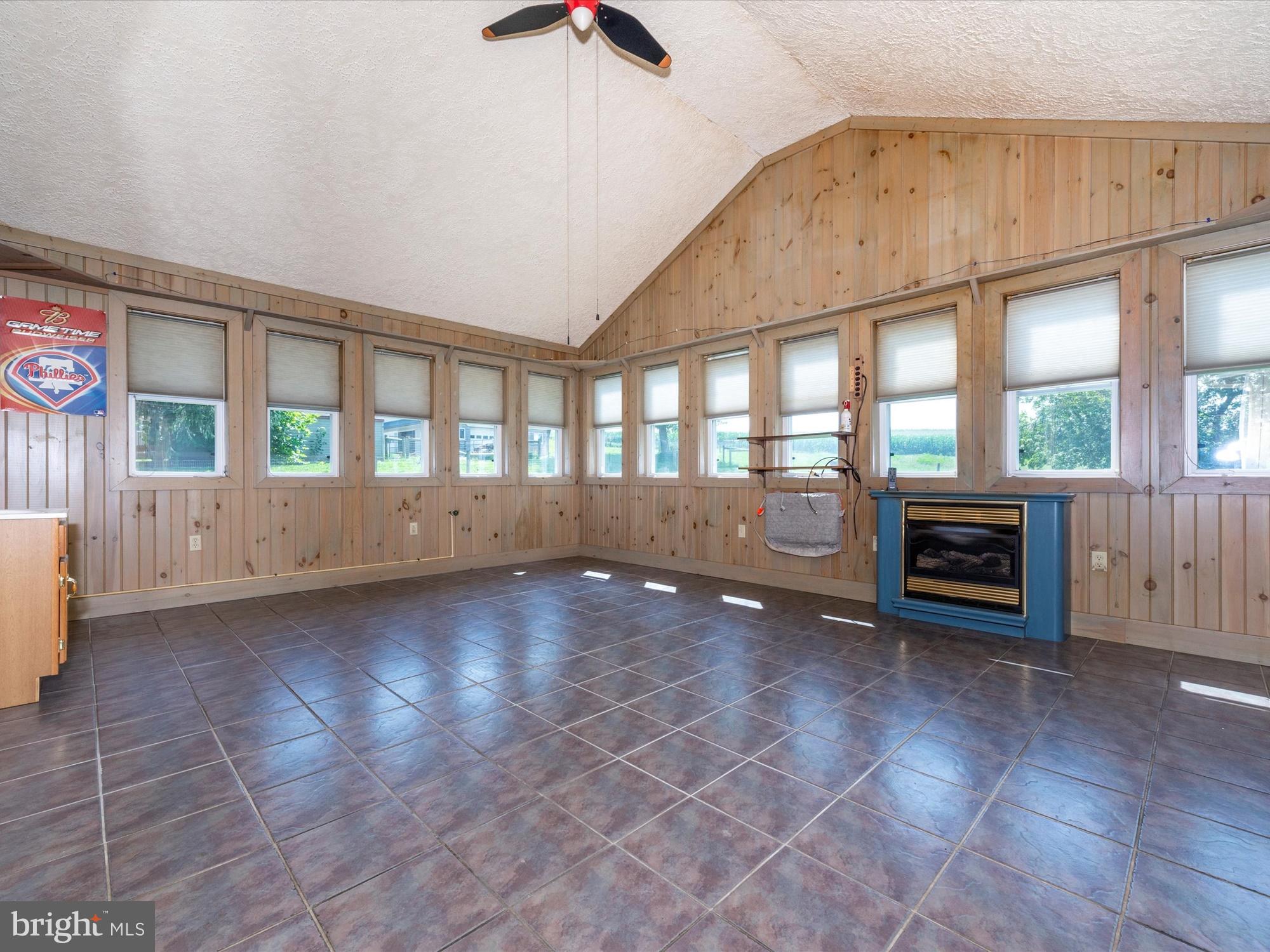 LITTLE BRITAIN TWP - Residential