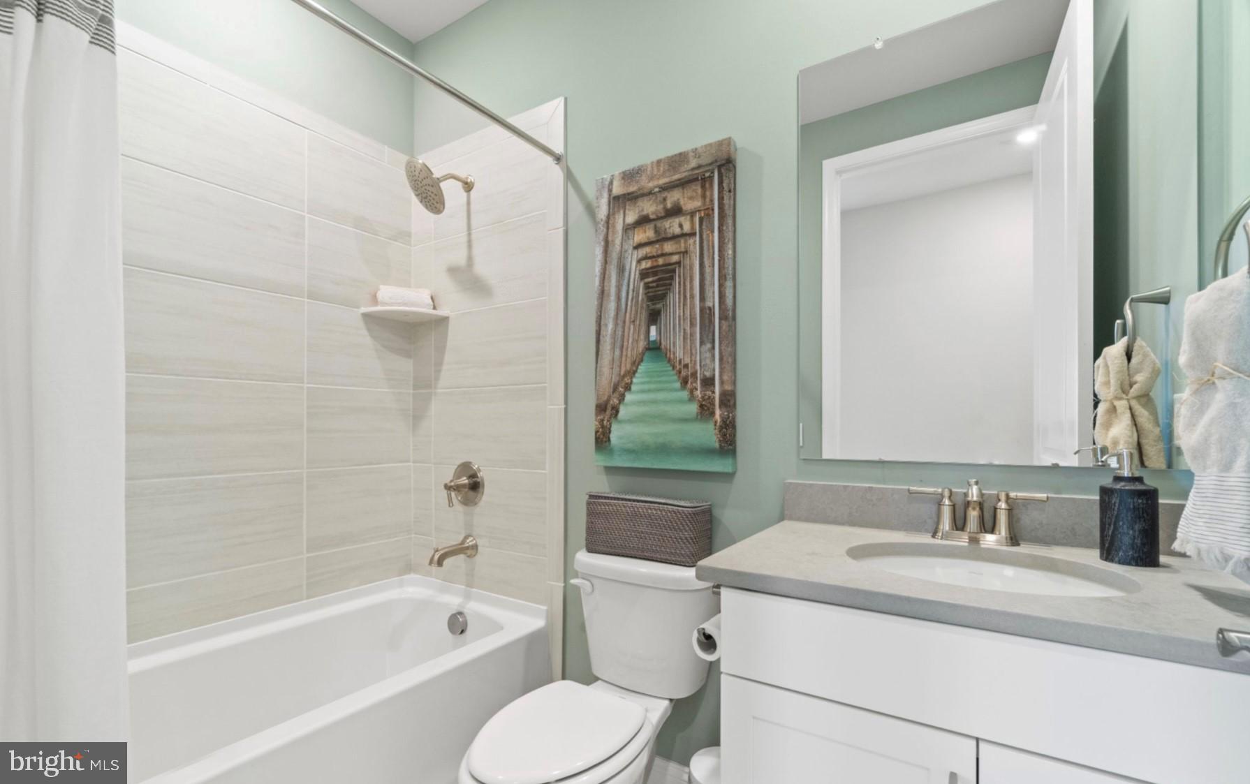 RIVERS BLUFF - Residential