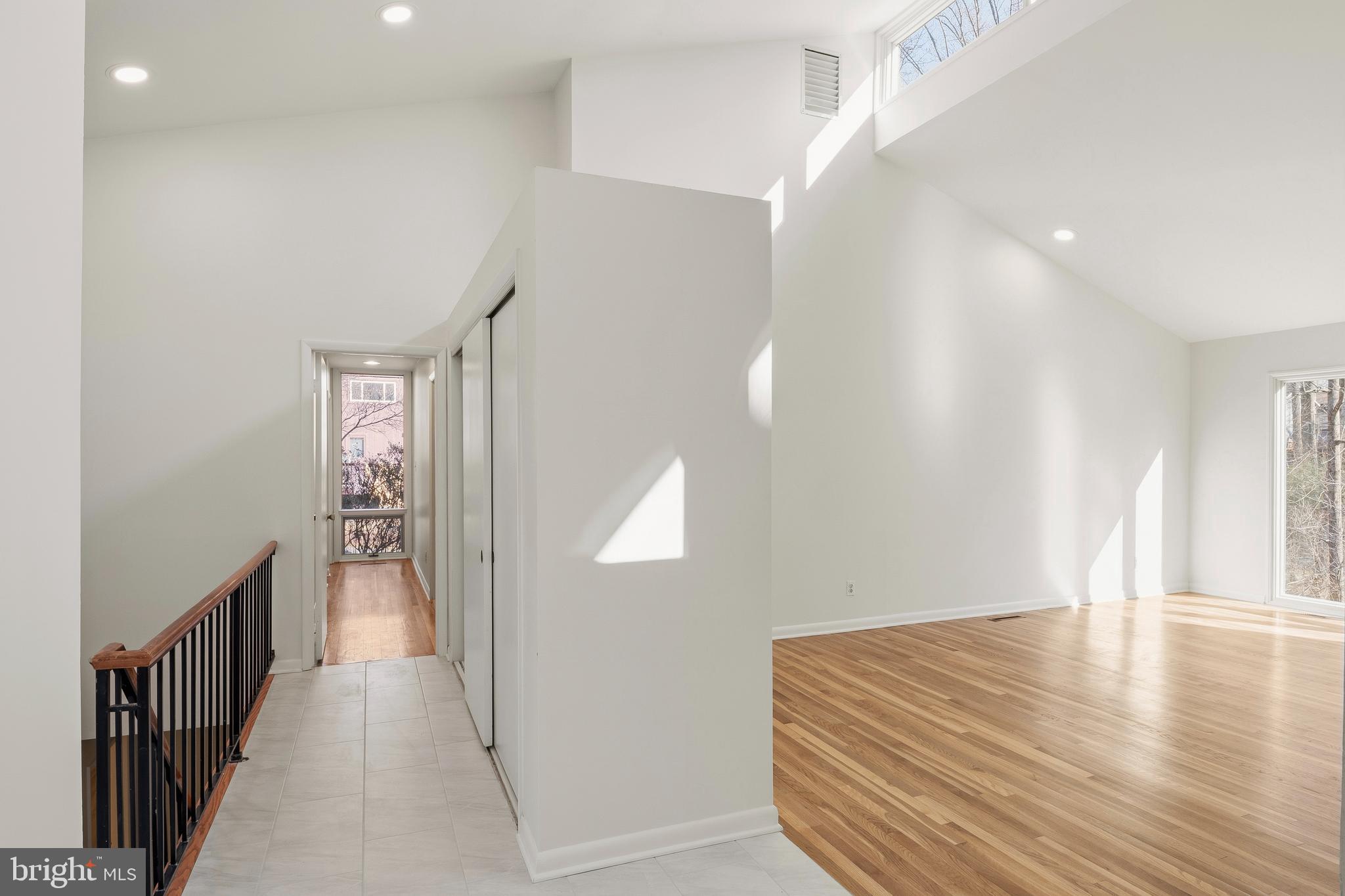 SWANSFIELD - Residential