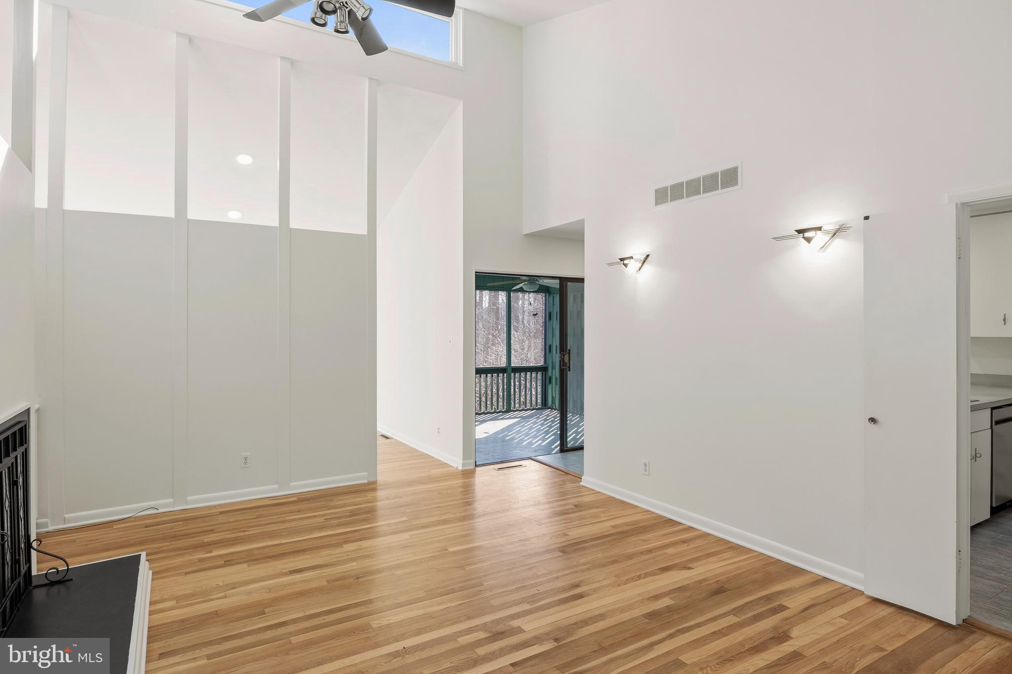 SWANSFIELD - Residential