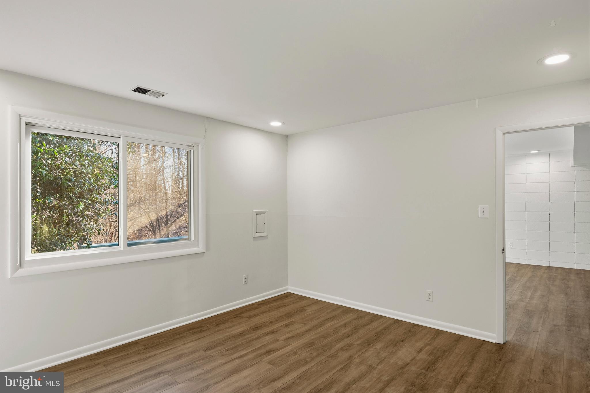 SWANSFIELD - Residential