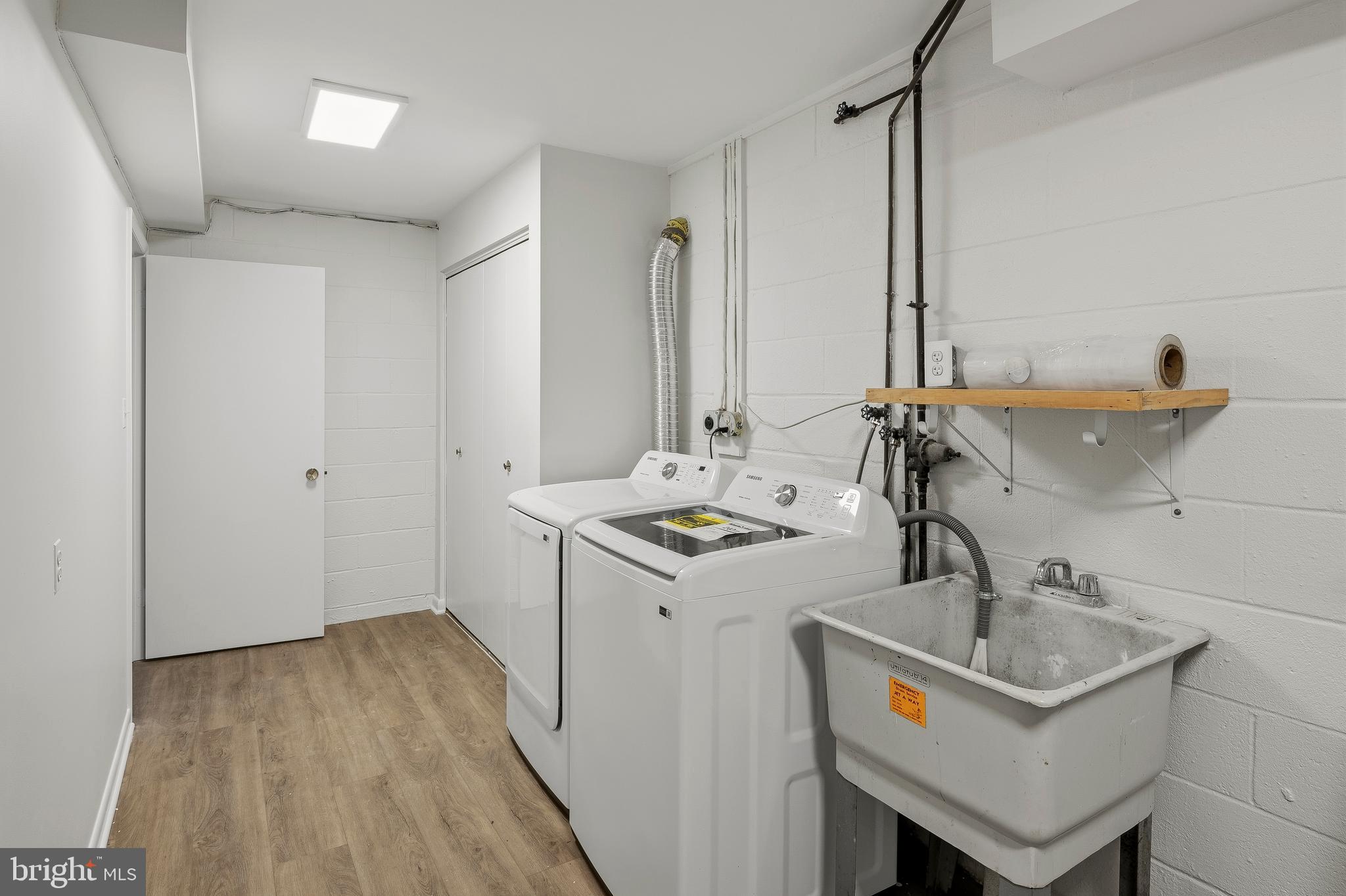 SWANSFIELD - Residential