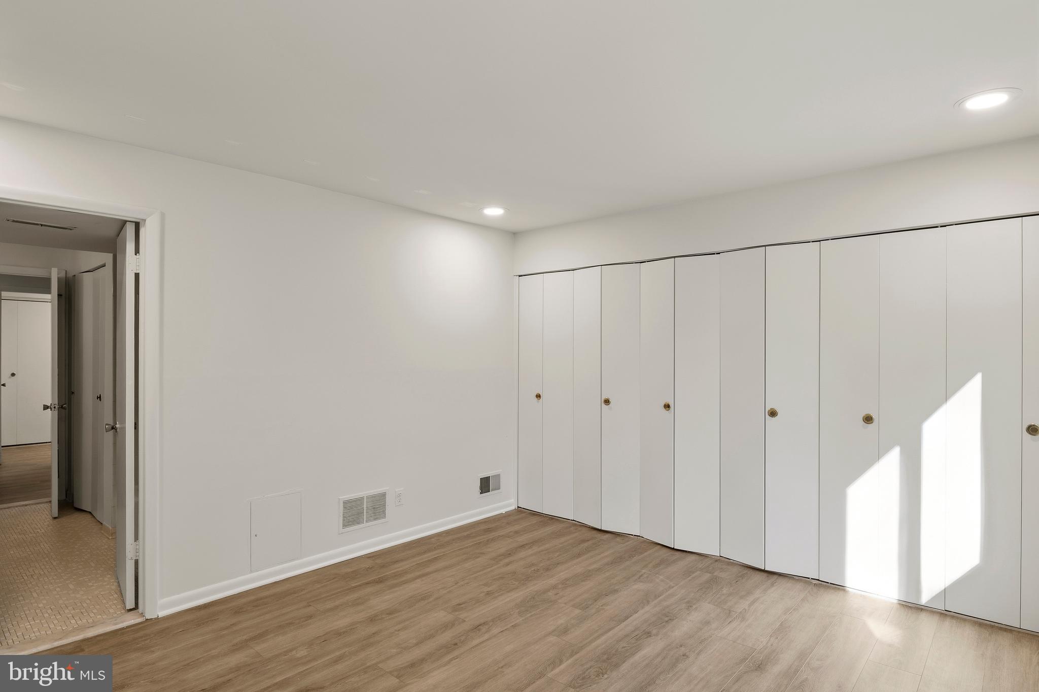 SWANSFIELD - Residential