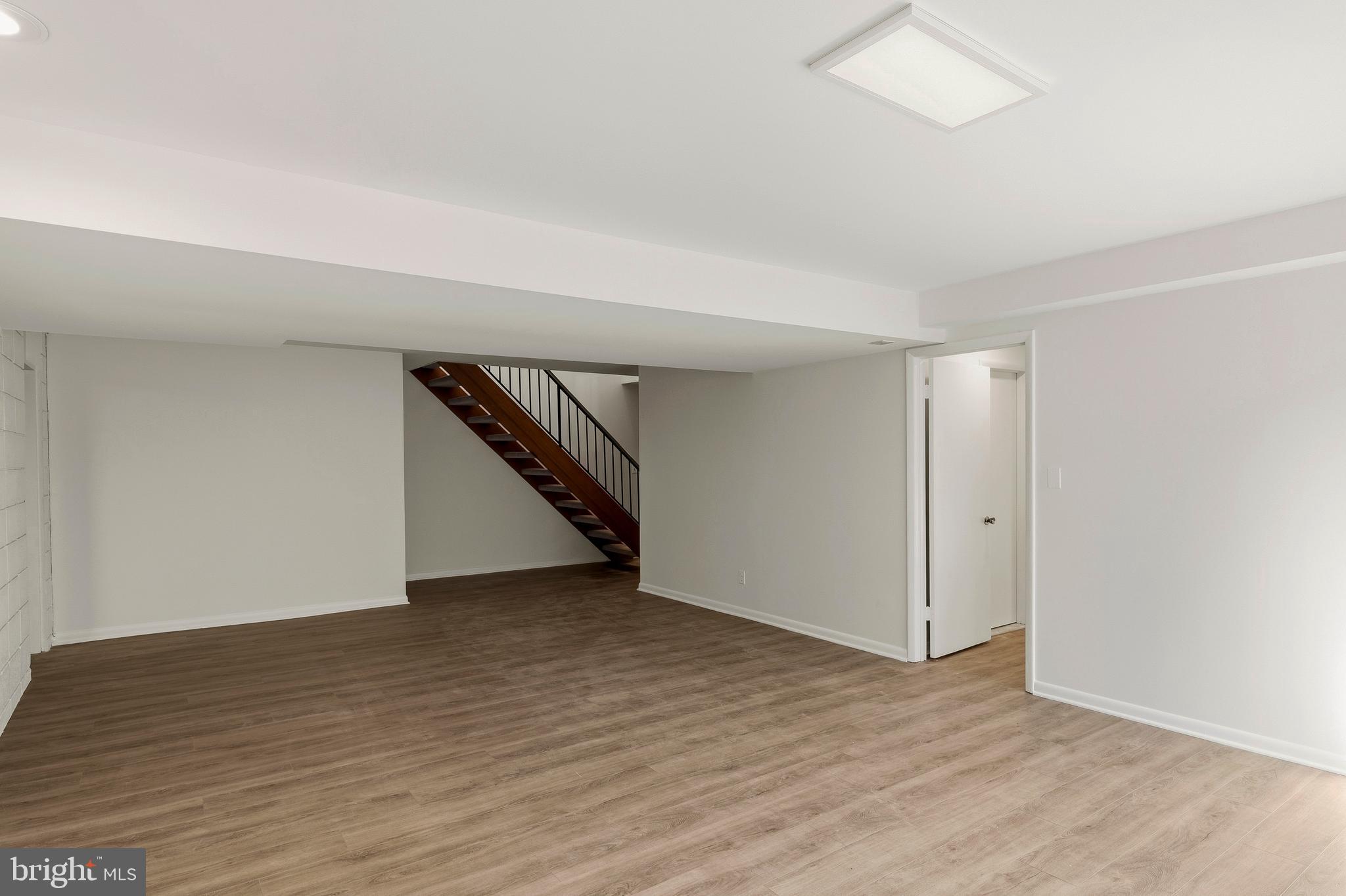 SWANSFIELD - Residential