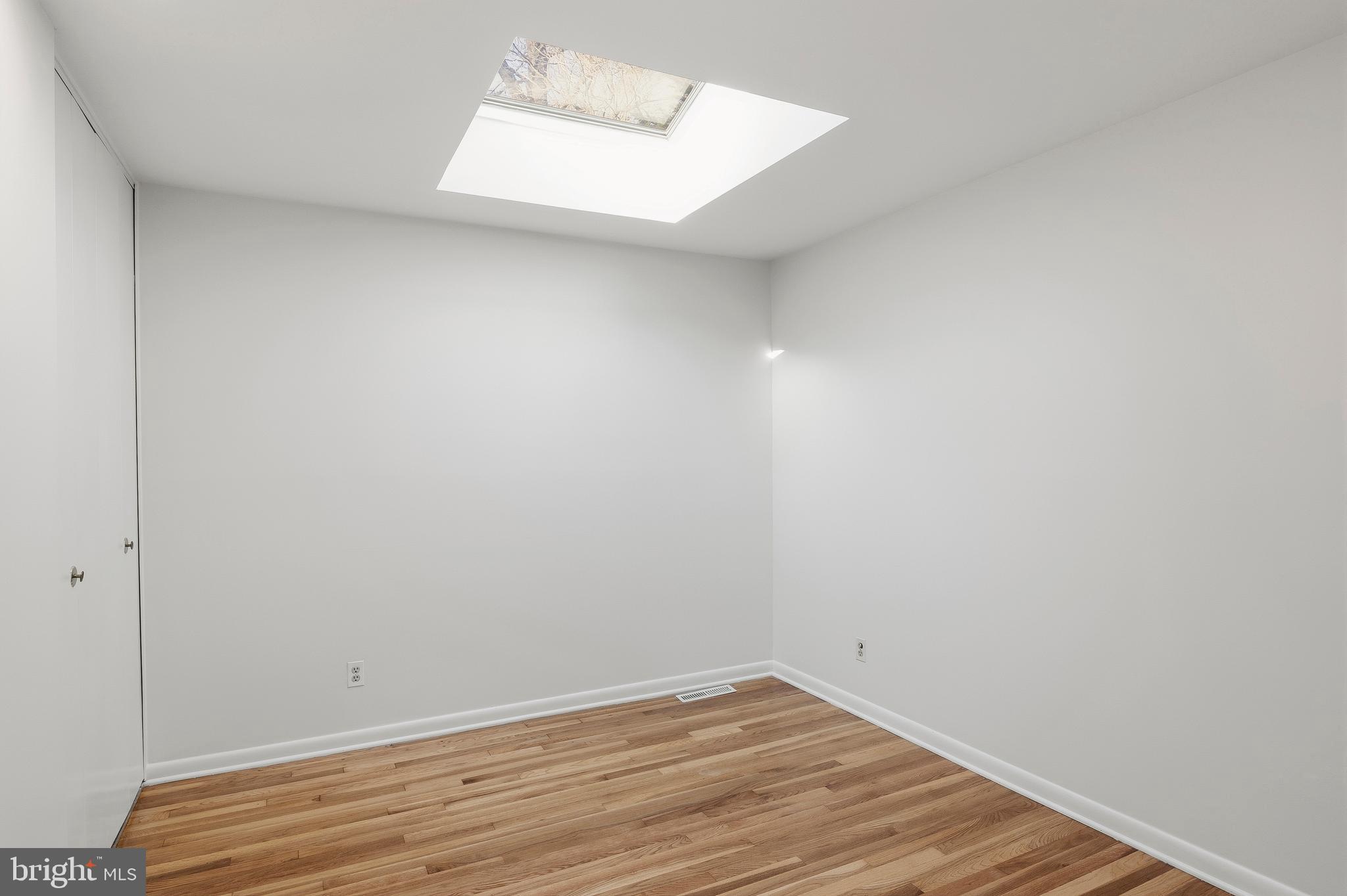 SWANSFIELD - Residential