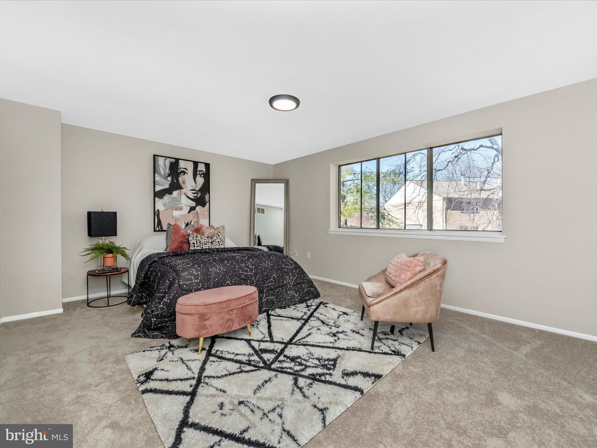 HICKORY HOLLOW - Residential