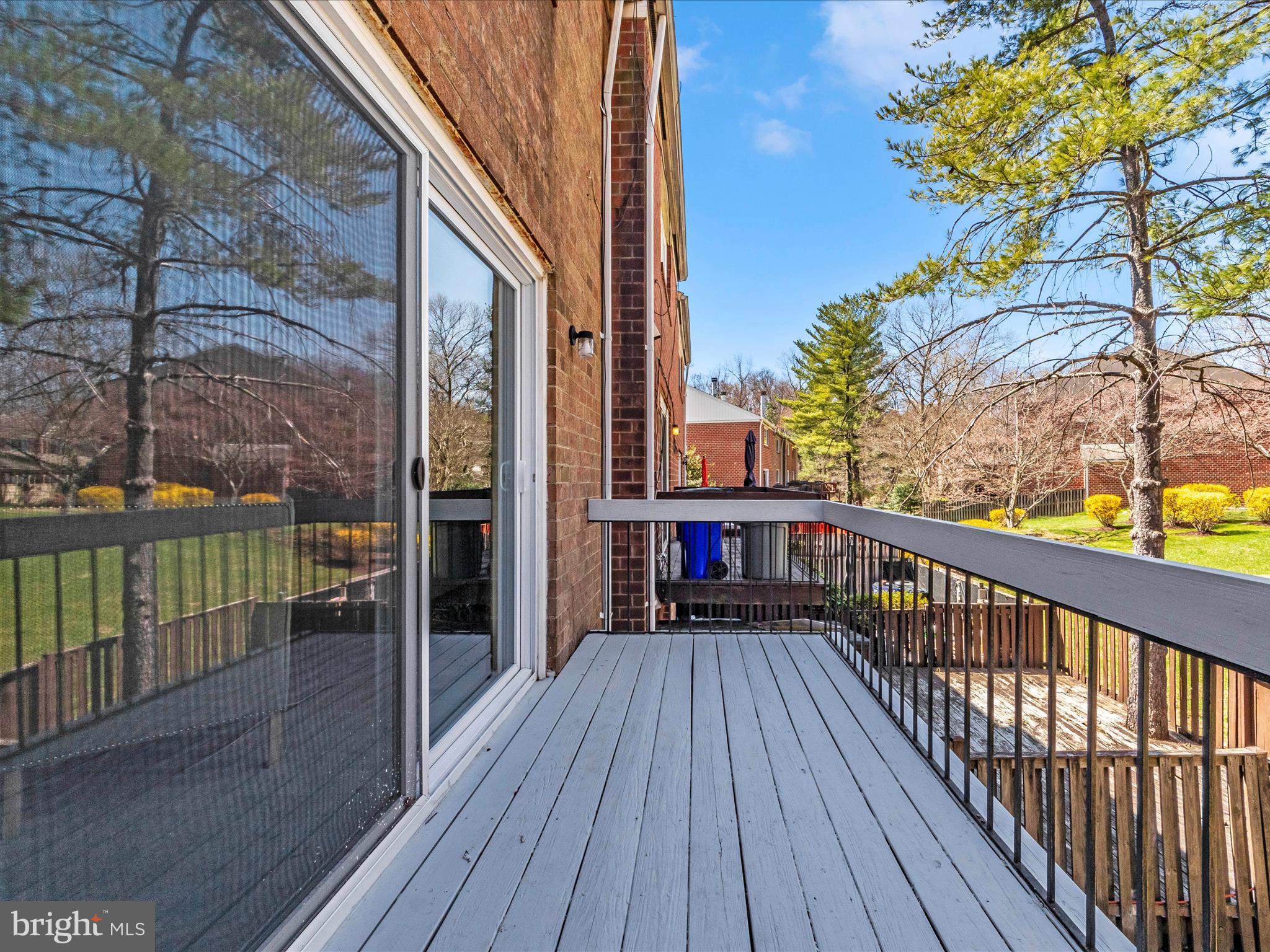 HICKORY HOLLOW - Residential