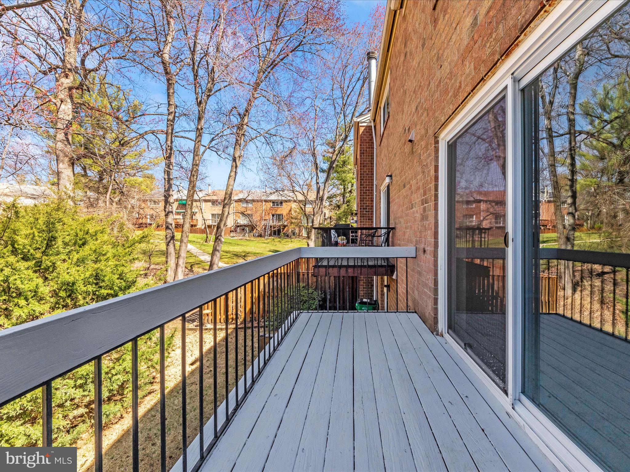 HICKORY HOLLOW - Residential