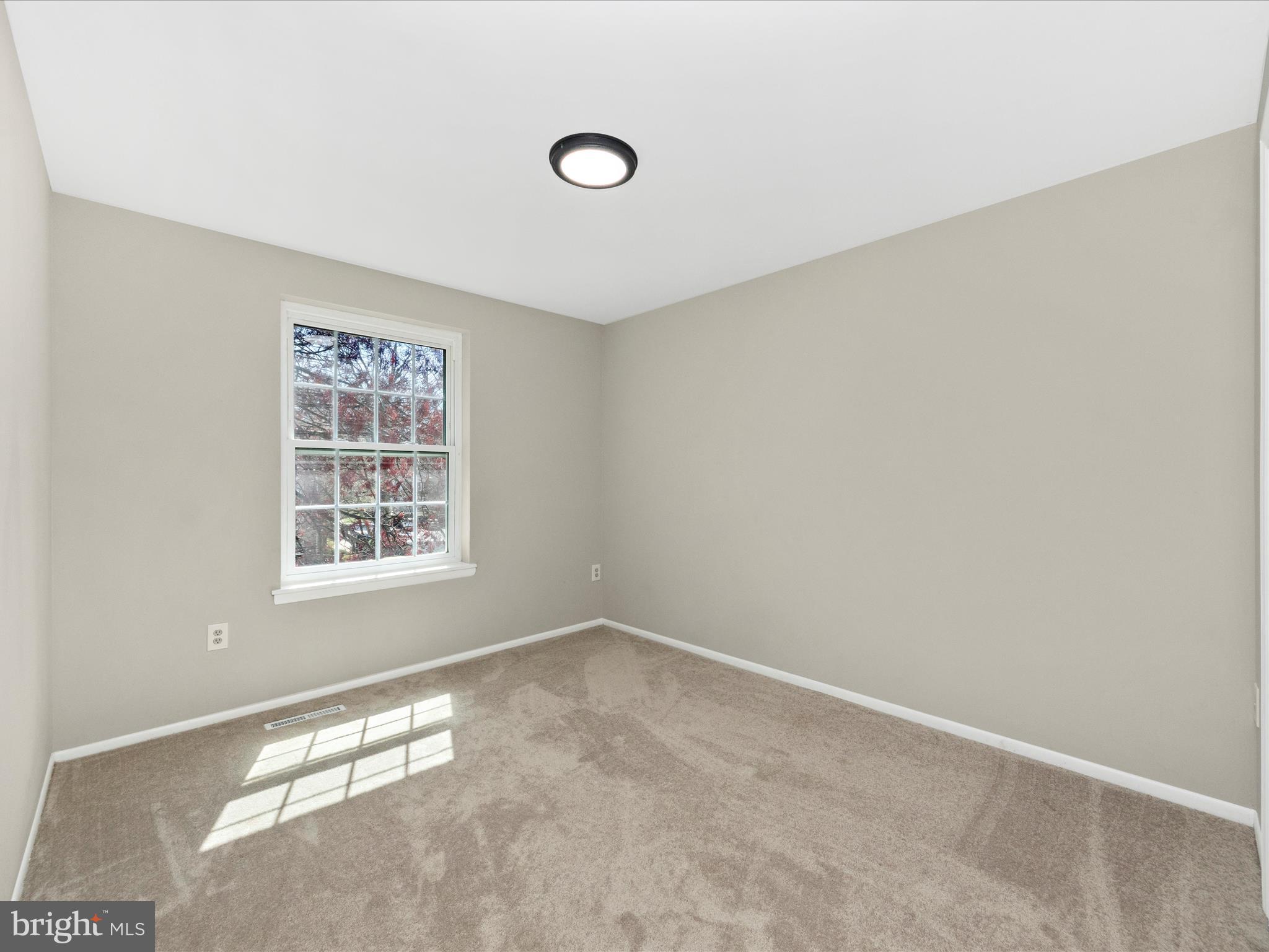 HICKORY HOLLOW - Residential